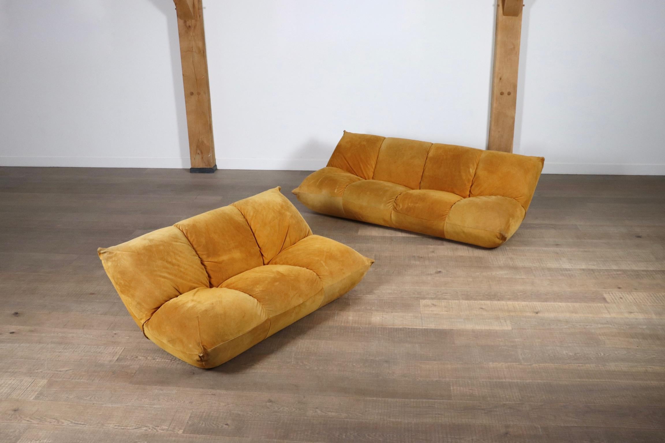 Pair Of Vintage Papillon Sofas In Suede By Guido Rosati For Giovannetti, 1970s 8