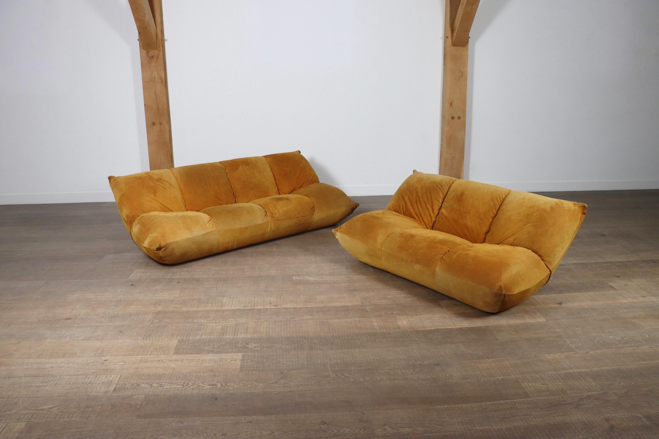 Pair Of Vintage Papillon Sofas In Suede By Guido Rosati For Giovannetti, 1970s 2