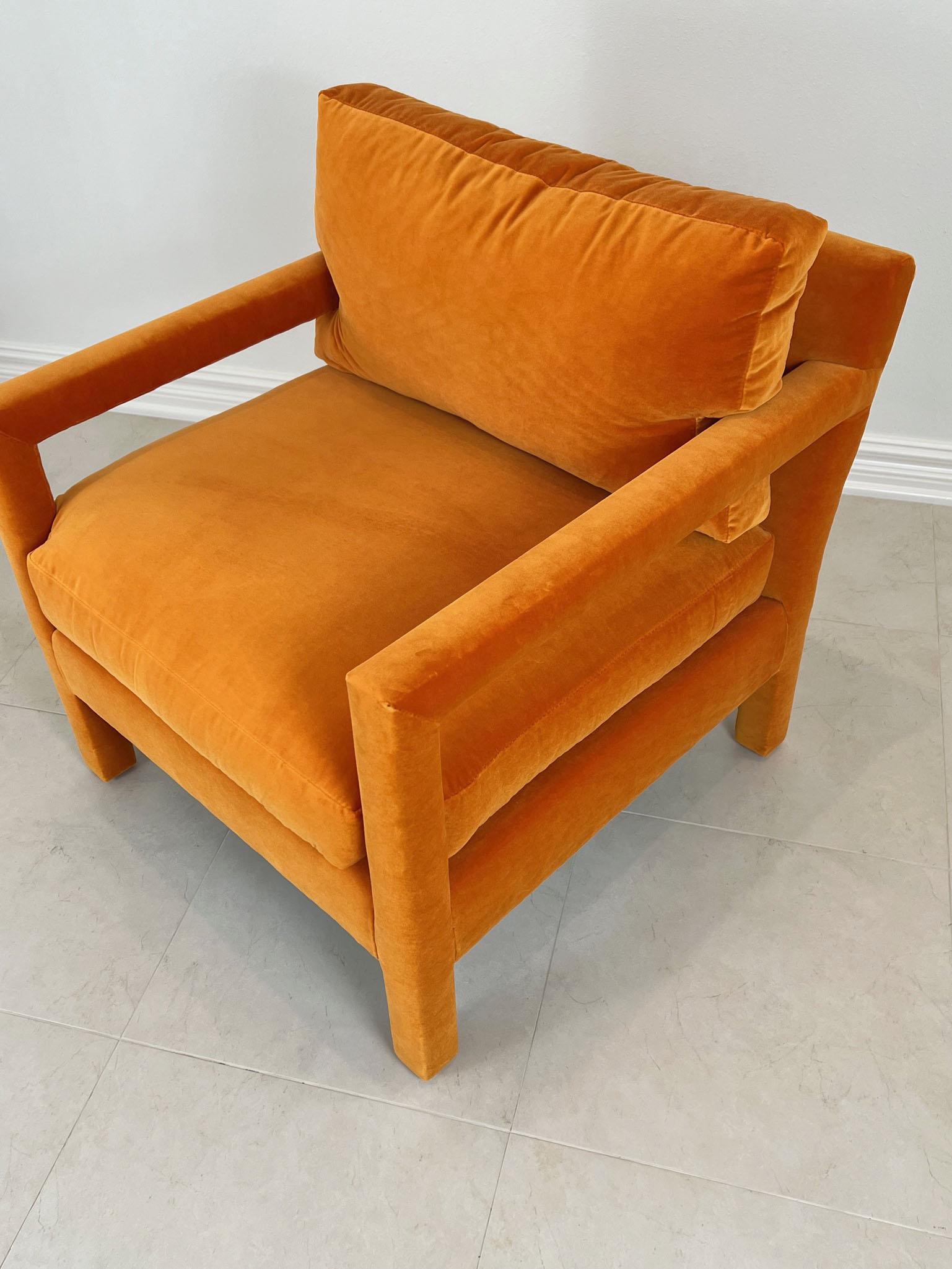 Pair of Vintage Parson Chairs in the Style of Milo Baughman 1