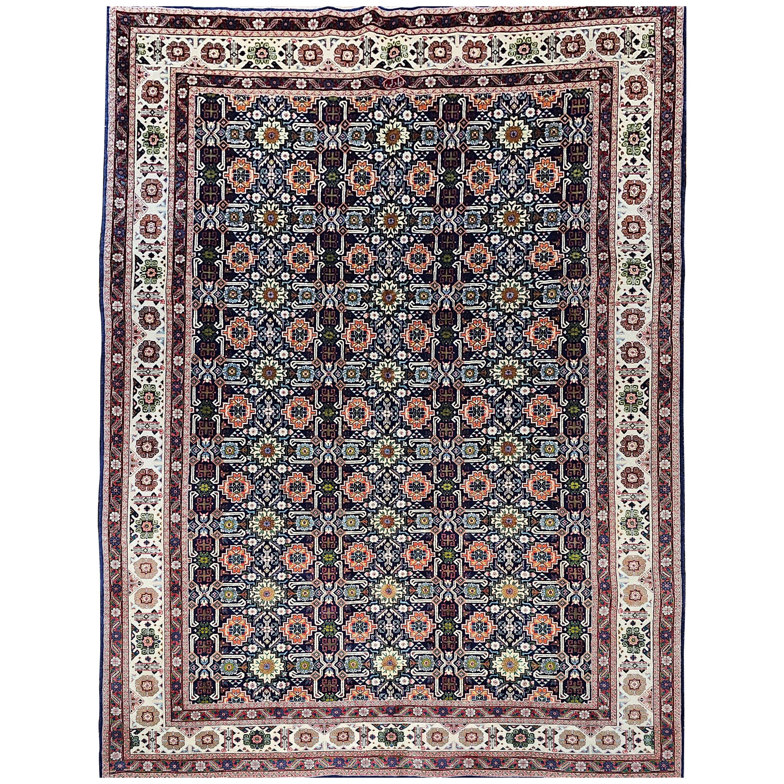 Paire de Tabriz persans vintage à motif géométrique sur toute la surface en bleu marine et ivoire en vente