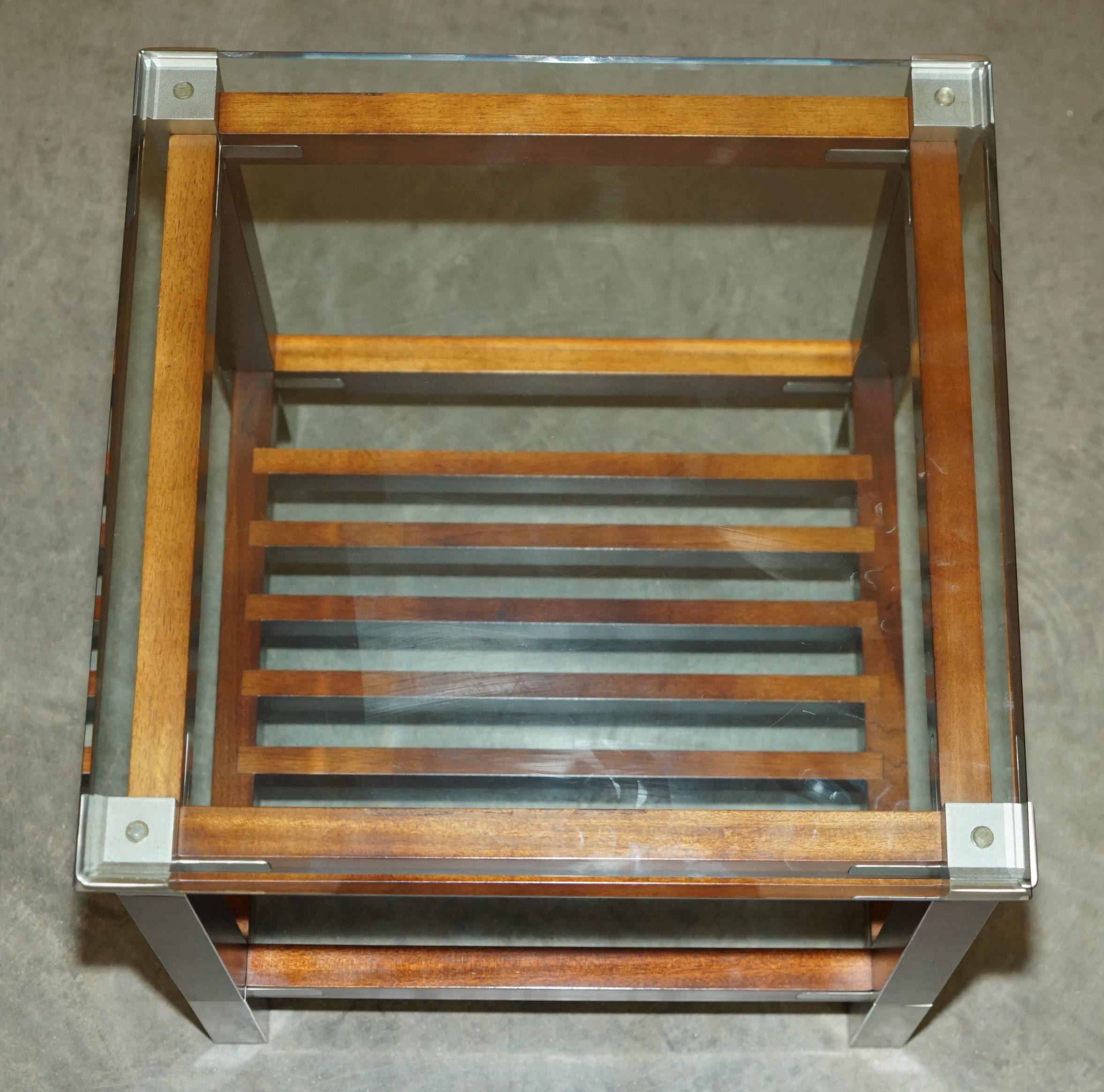 French PAIR OF ViNTAGE PIERRE VANDEL PARIS HARDWOOD PEWTER & GLASS SIDE LAMP END TABLES For Sale