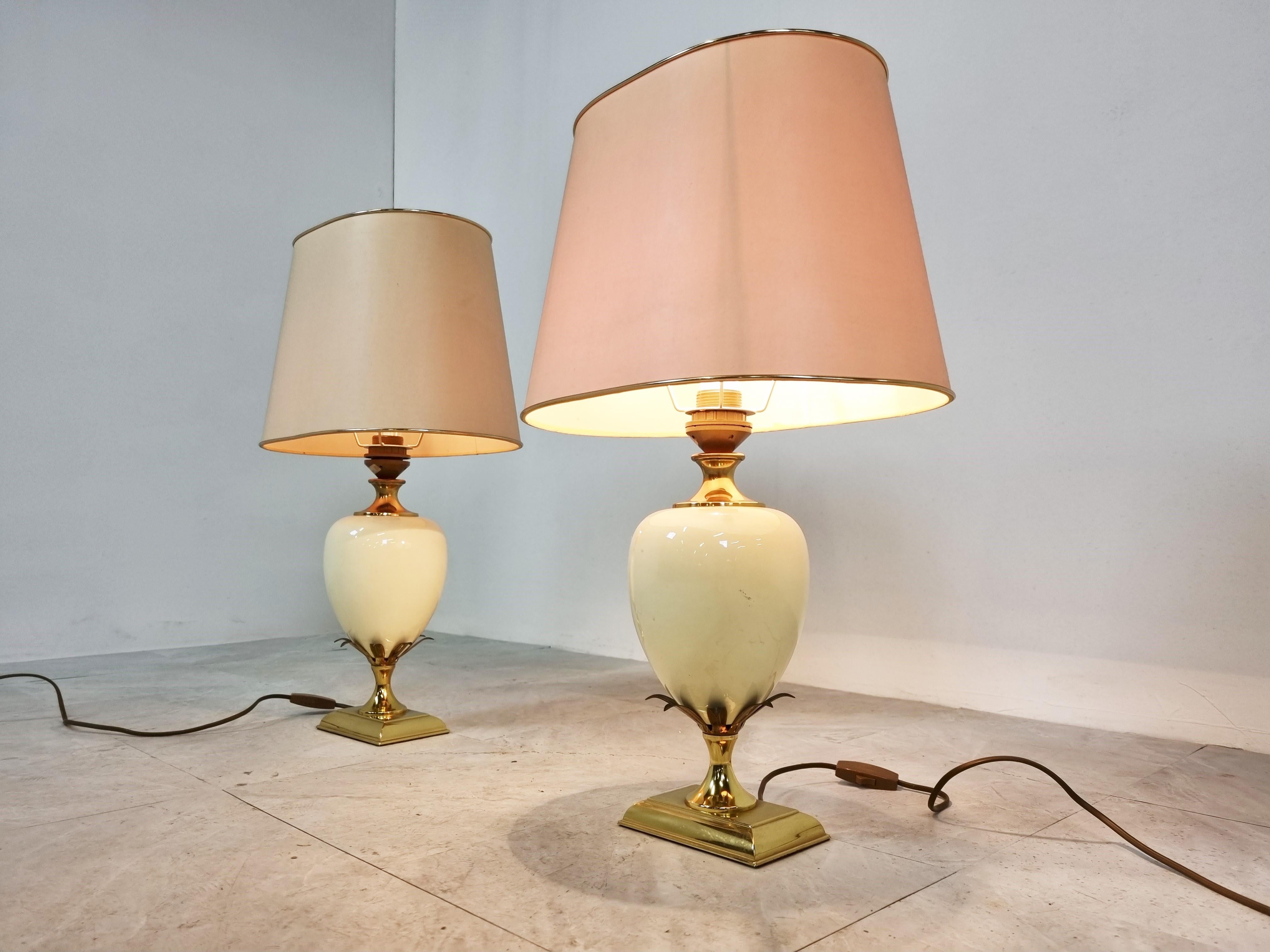 Pair of Vintage Pineapple Table Lamps by Maison Le Dauphin, 1970s In Good Condition In HEVERLEE, BE
