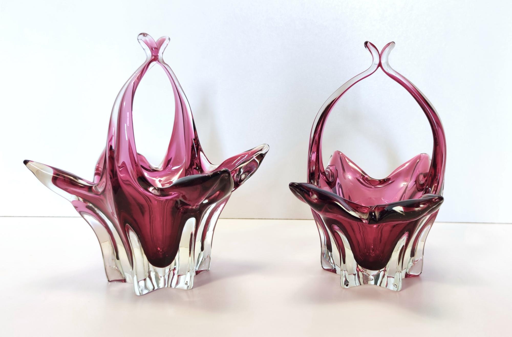 Mid-Century Modern Pair of Vintage Pink Murano Glass Bonbonnières / Trinket Bowls, Italy For Sale