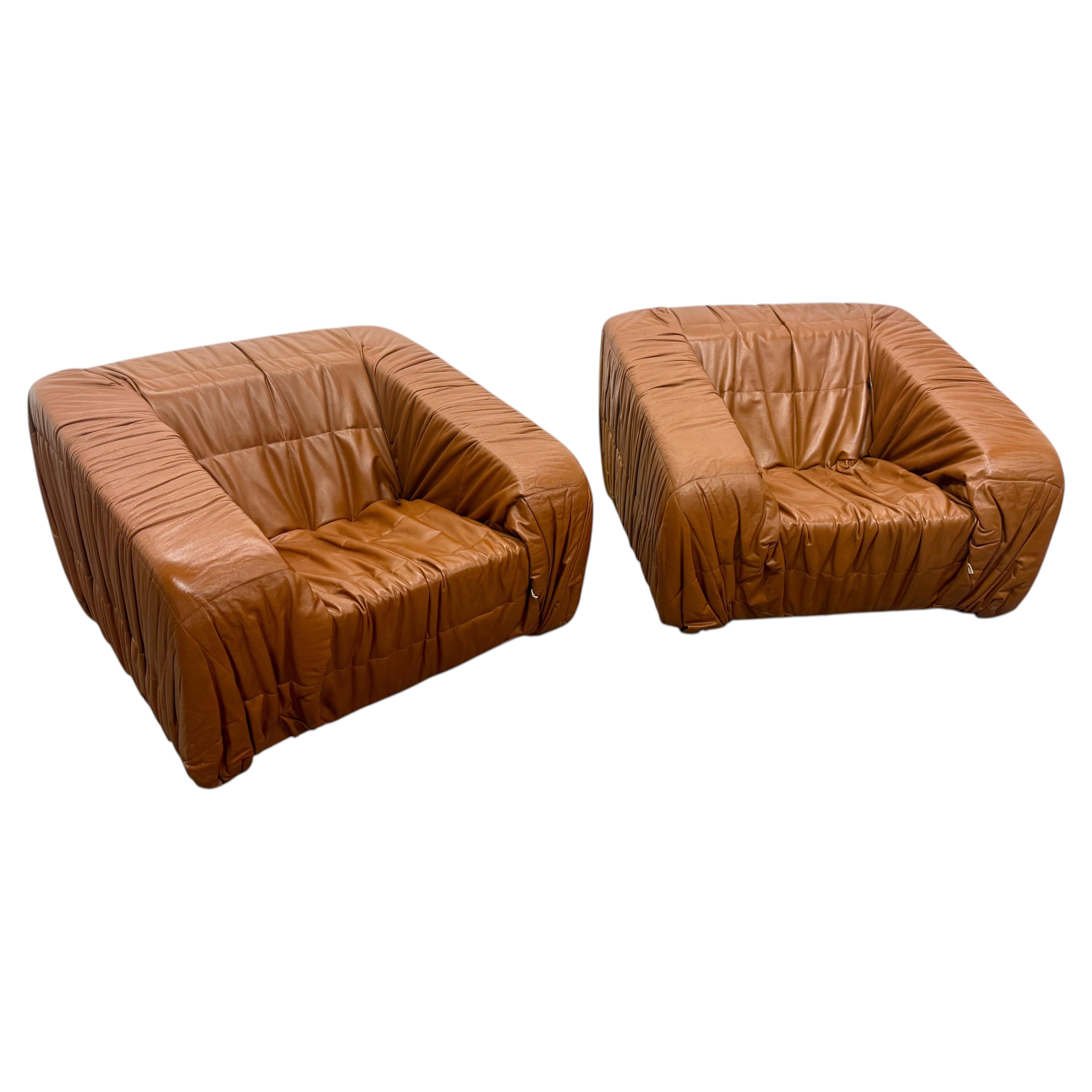 Pair of vintage Piumino armchairs by De Pas, D'Urbino & Lomazzi For Sale