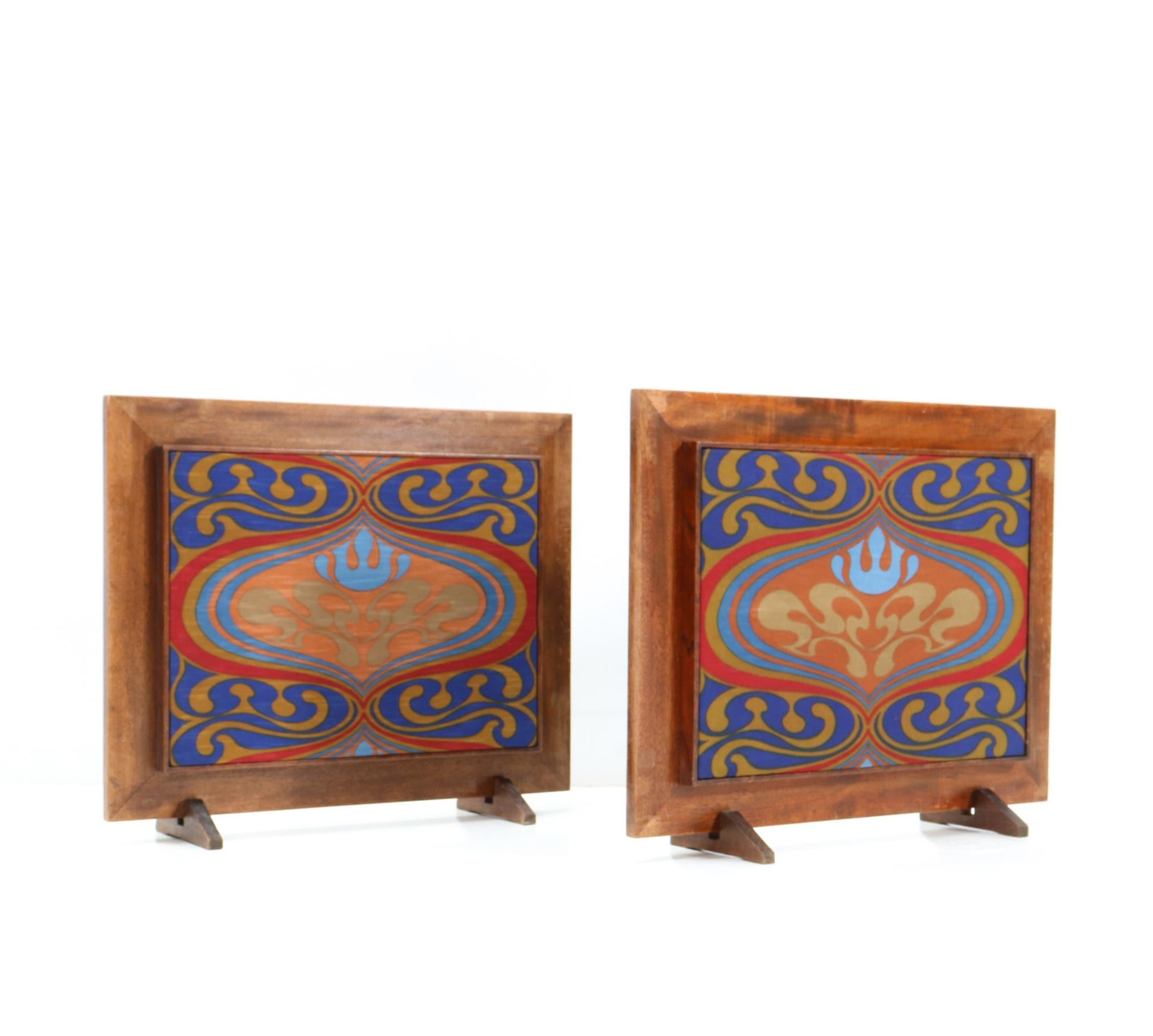 Stunning pair of Vintage Planex Sound Panels speakers.
Design by Fisher Argentina.
Model PL-5-R and marked with original manufacturers label.
Walnut frames with hand-painted swirl decorations.
This wonderful pair of Planex Sound Panels by Fisher