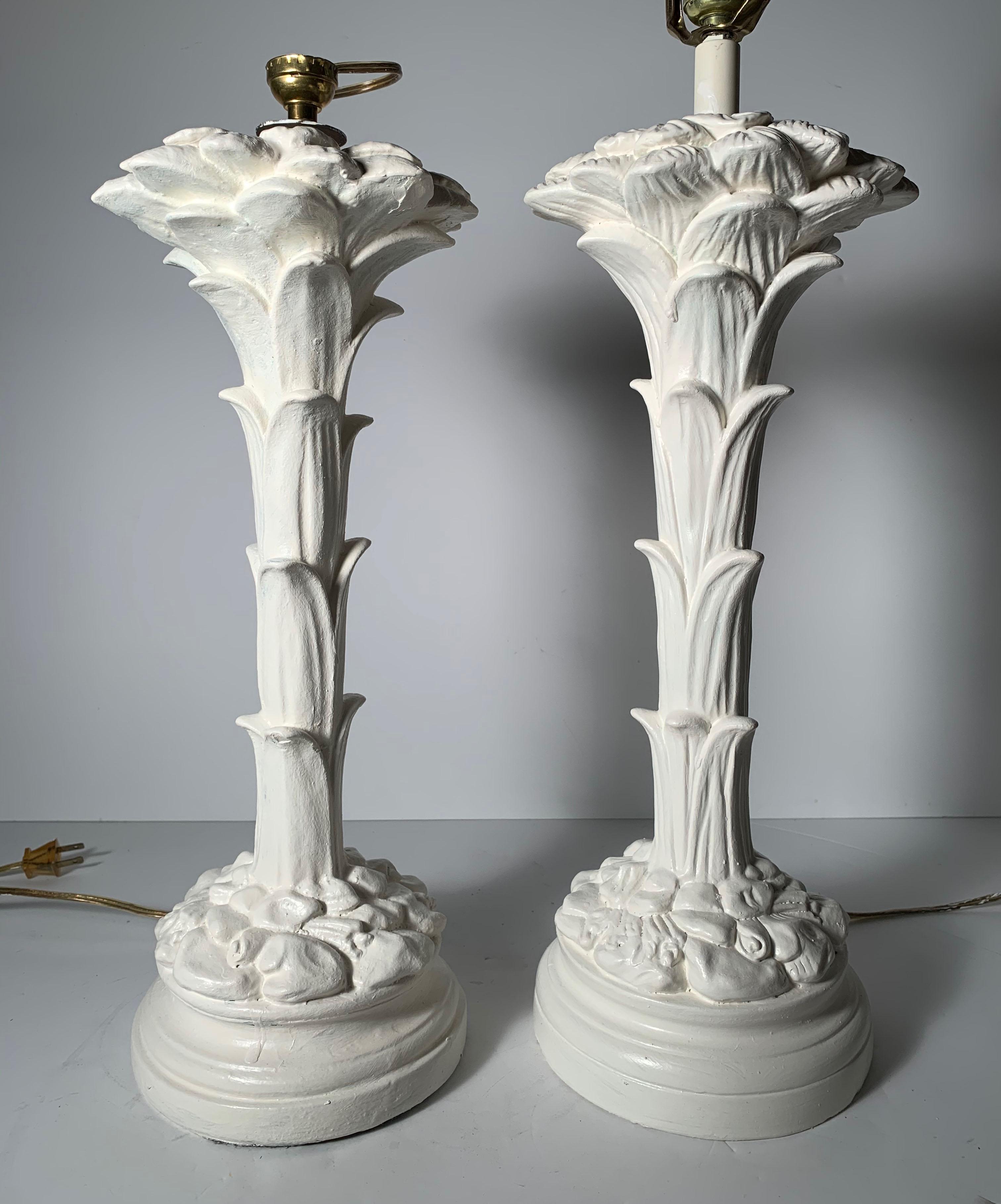 Hollywood Regency Paire de lampes en plâtre vintage dans le style de Serge Roche