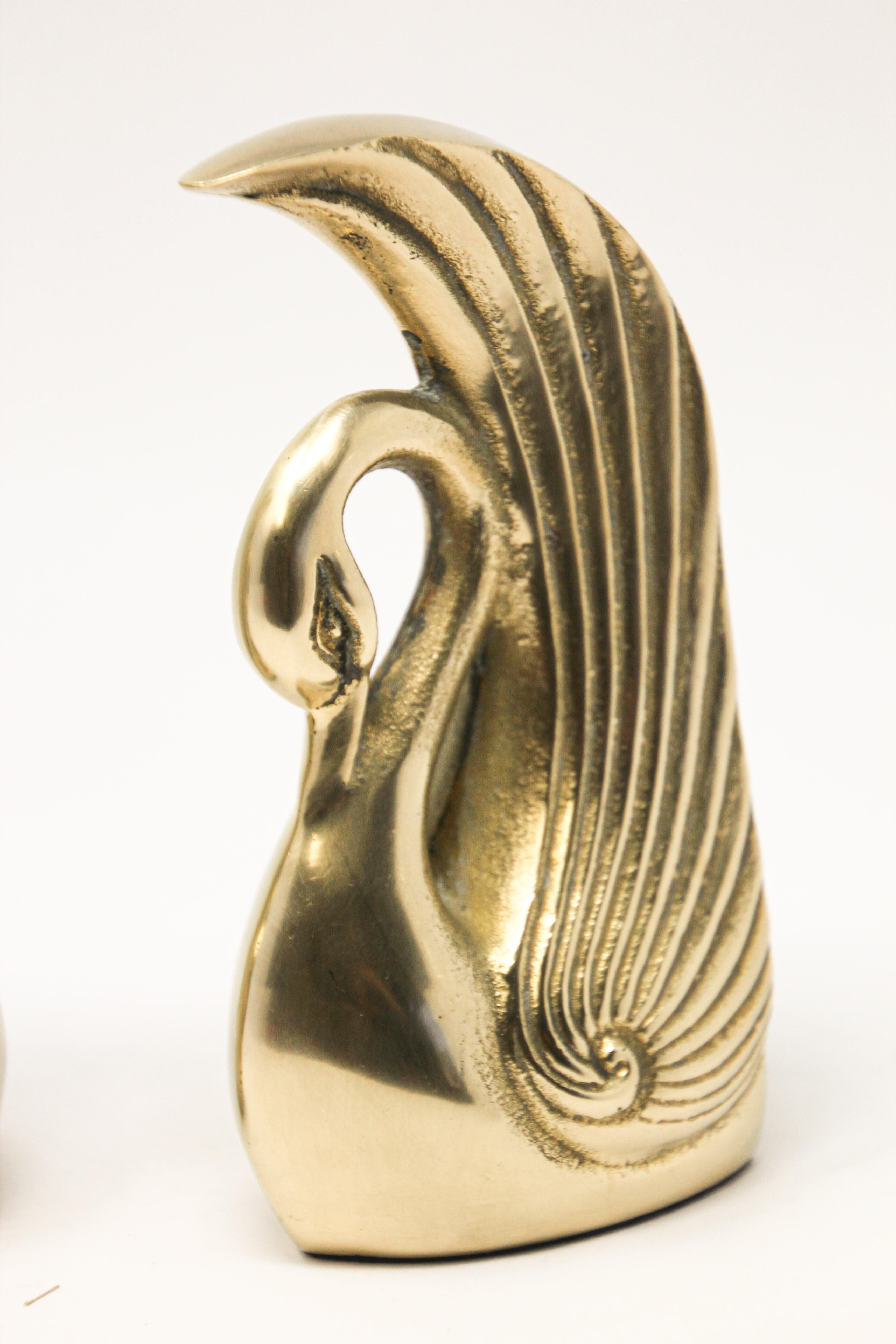 Pair of Vintage Polished Cast Brass Art Deco Swan Bookends, circa 1950 1