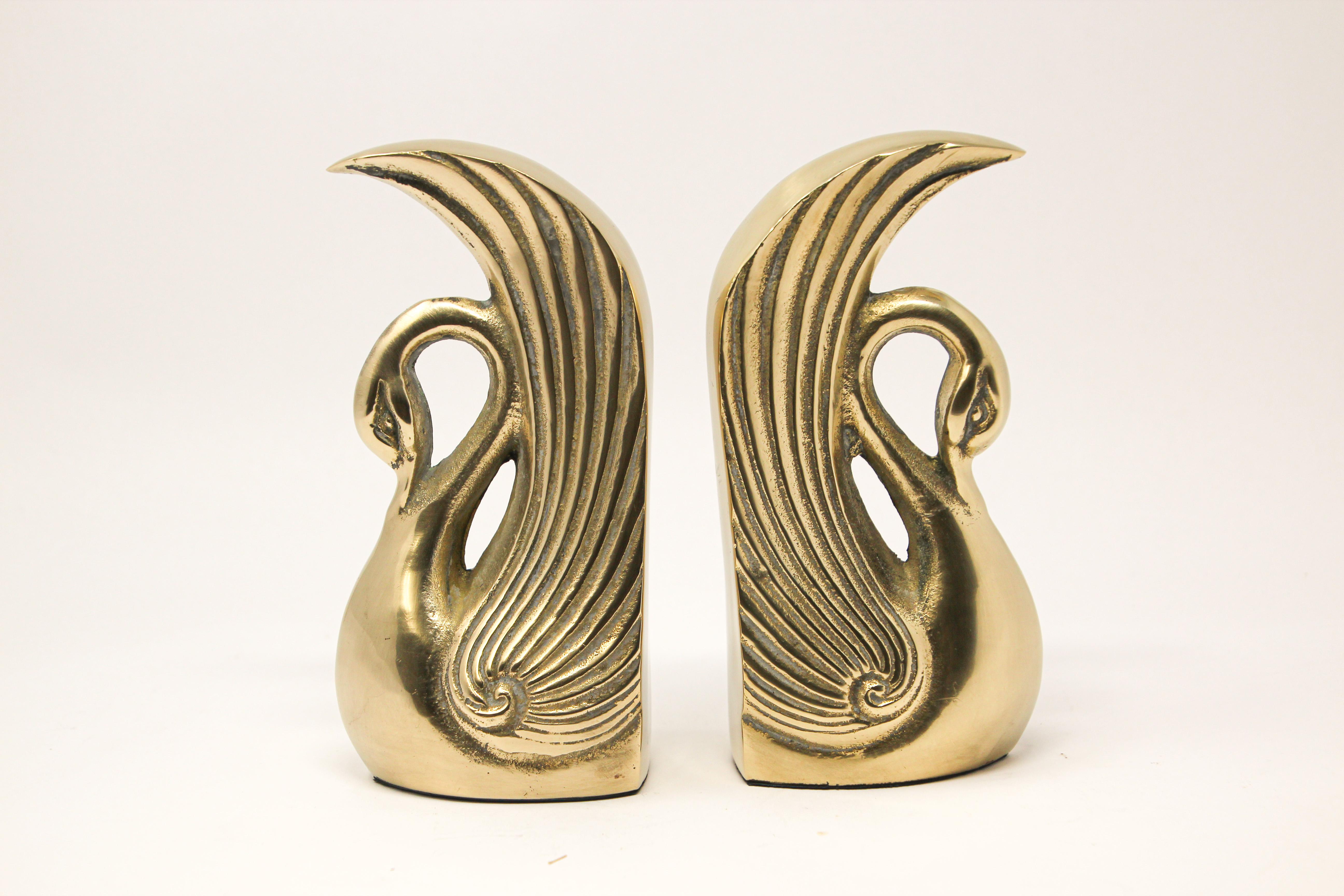 Pair of Vintage Polished Cast Brass Art Deco Swan Bookends, circa 1950 5