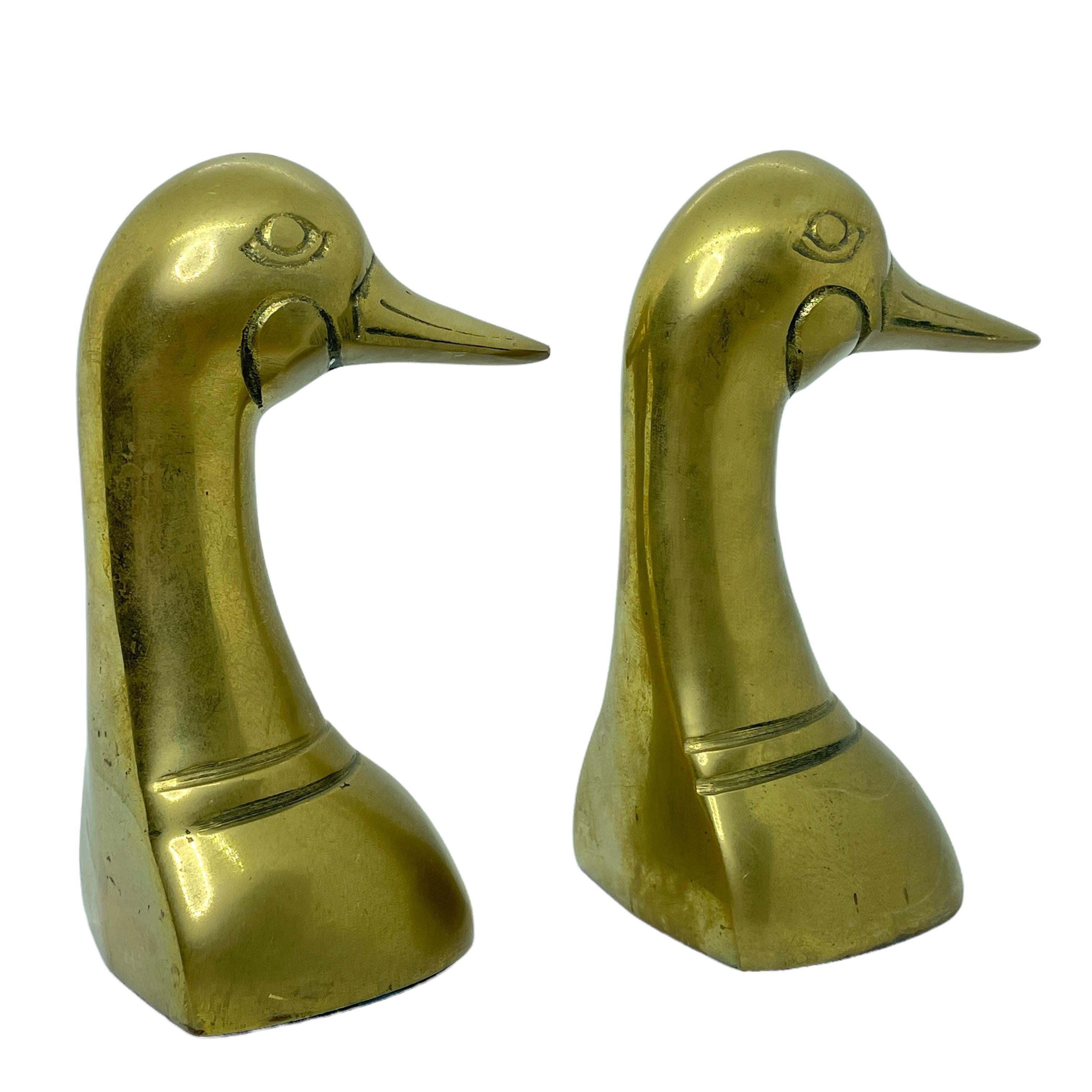 American Craftsman Pair of Vintage Polished Cast Brass Duck Bookends, circa 1950 For Sale