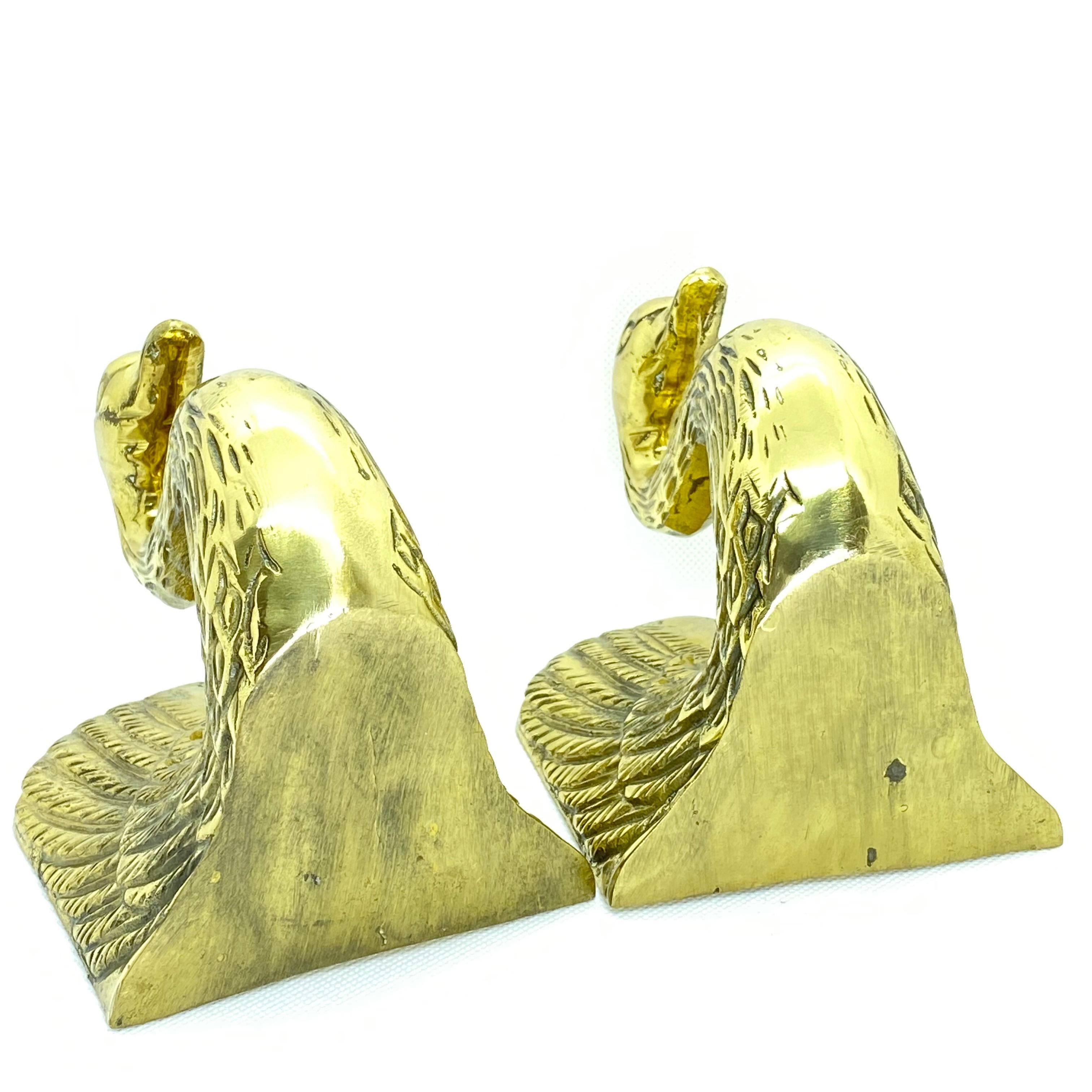 German Pair of Vintage Polished Cast Brass Swan Bookends, circa 1950 For Sale