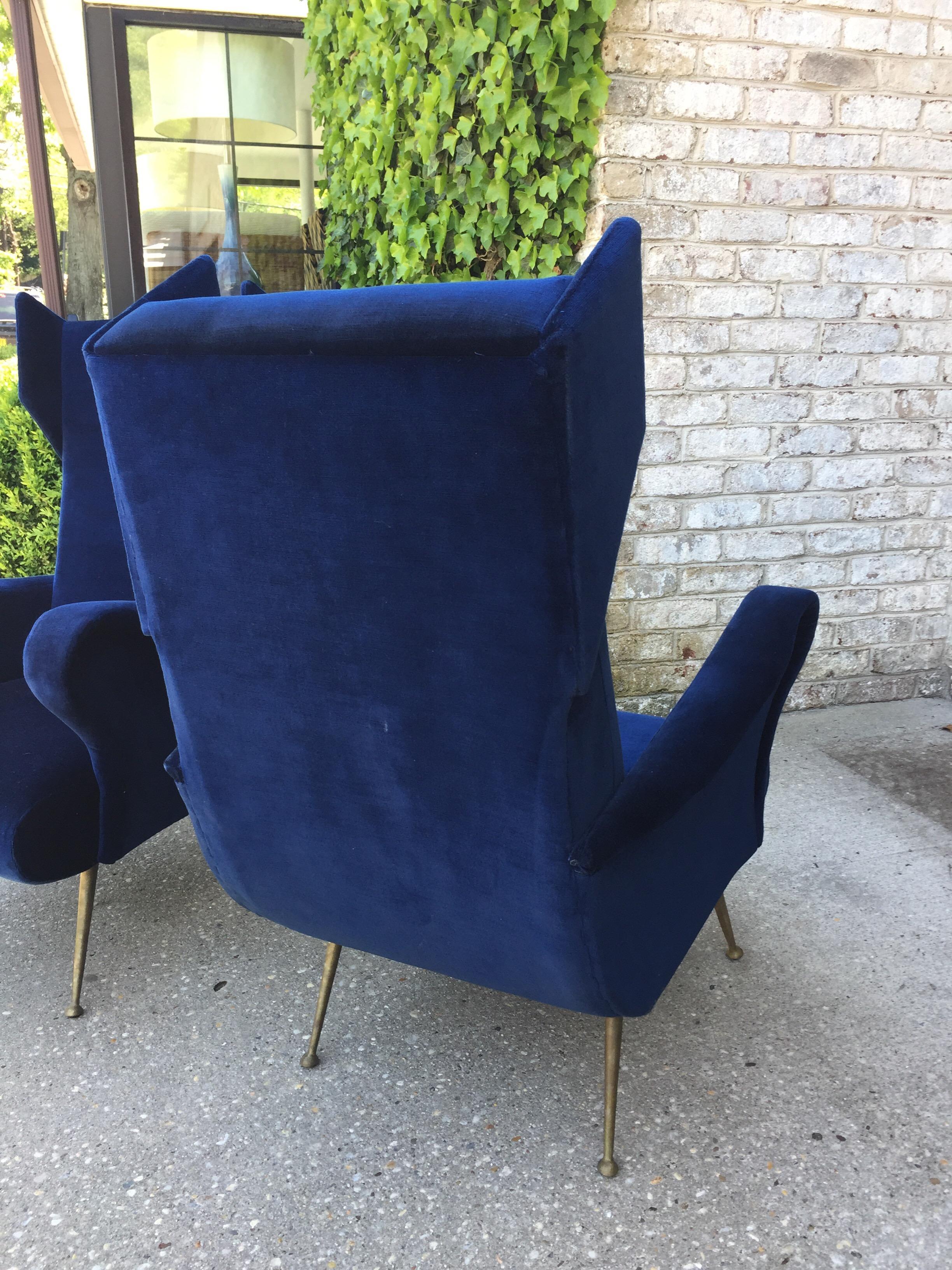 Mid-Century Modern Pair of Italian Wingback Chairs in The Style Of Gio Ponti