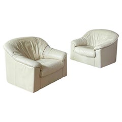 Paire de chaises longues italiennes post-modernes en cuir de Natuzzi Salotti