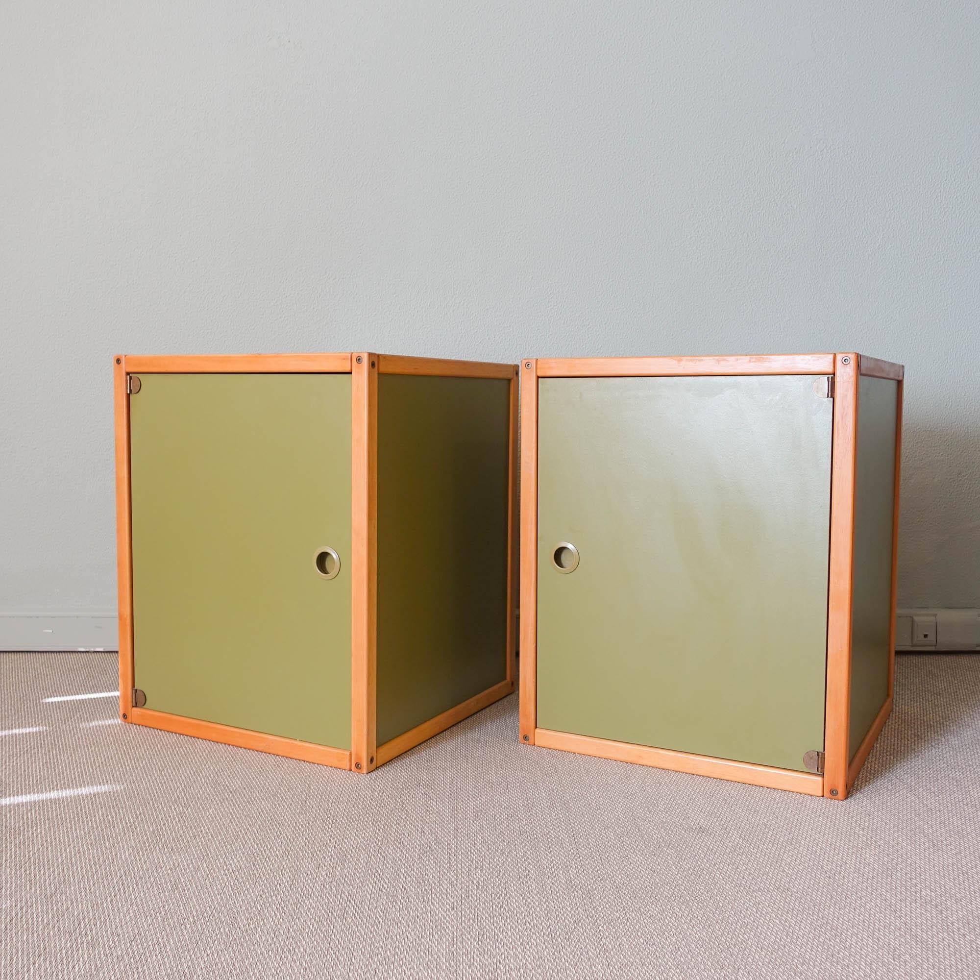 Pair of Vintage Profilsystem Collection Storage Units by Elmar Flötotto In Good Condition For Sale In Lisboa, PT