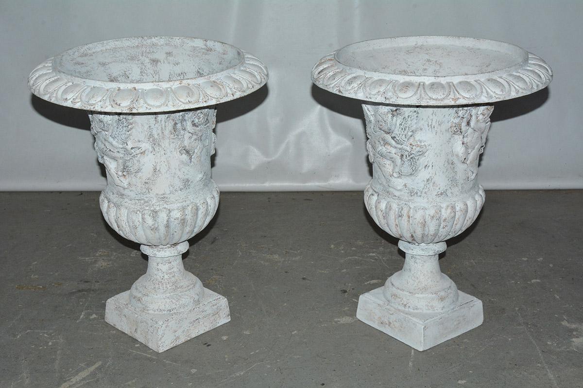 European Pair of Vintage Putti Decorated Garden Urns For Sale