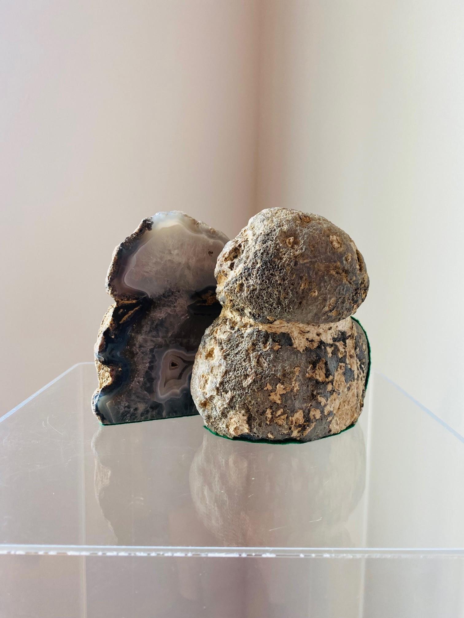 Versatile set of white and gray colored geode bookends, circa 1960s. The set is in very good vintage condition.  This particular set is a unique pair that parallels two sides.  One side, the beautiful geode exposed presenting the marvel of nature
