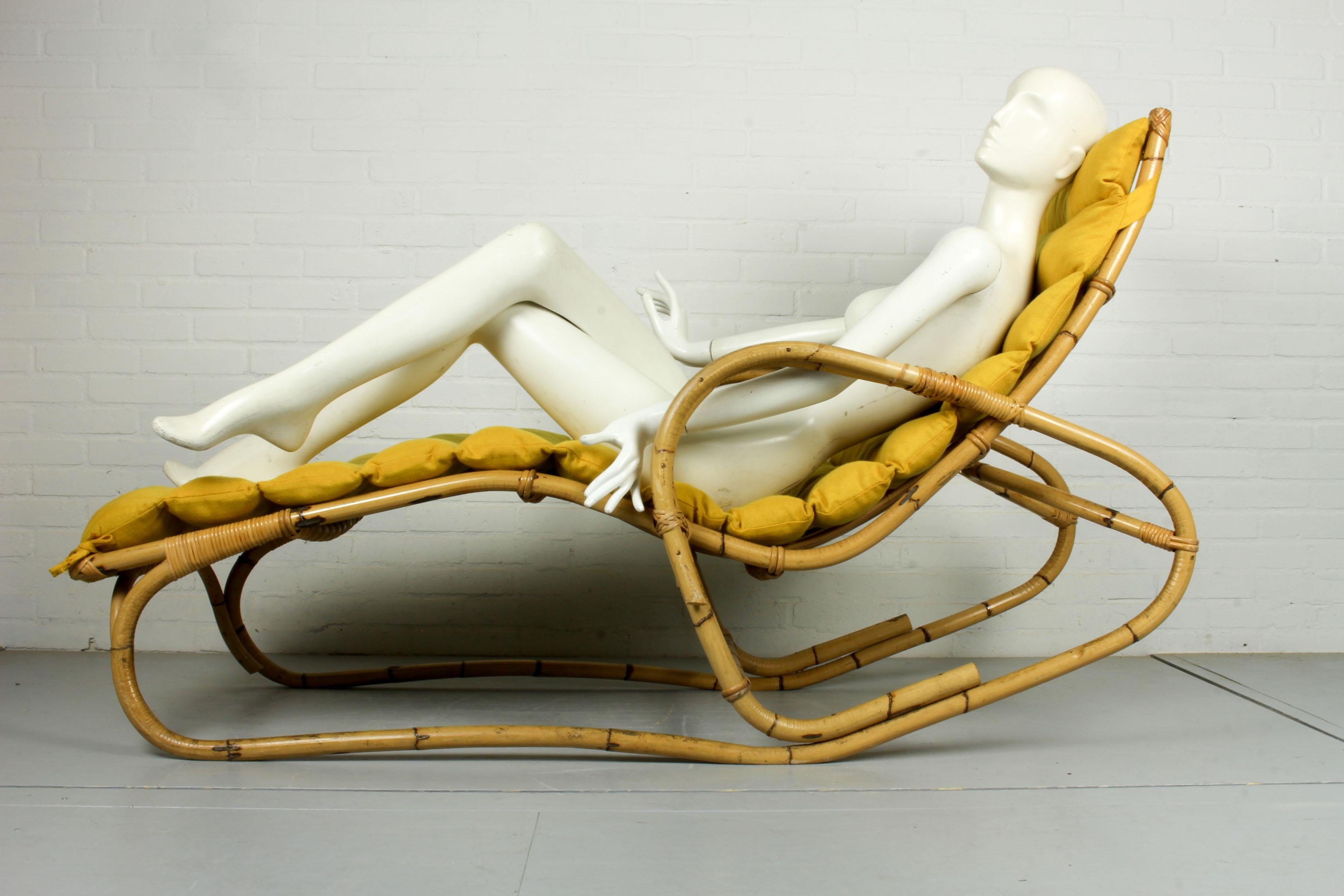 Mid-Century Modern Pair of Vintage Rattan Bamboo Lounge Chairs, Chaisse Longue, 1960s