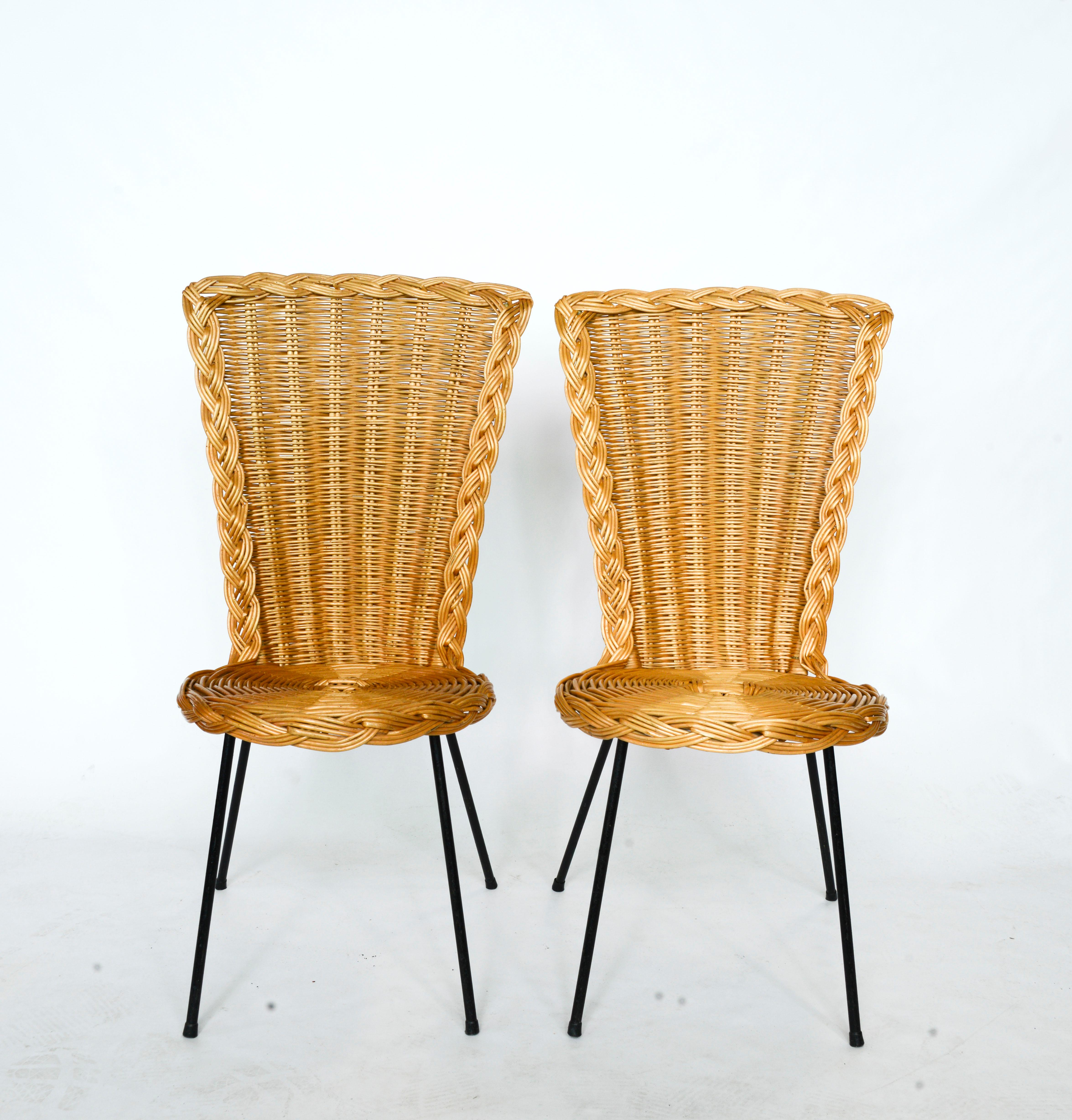 With braided rattan detail along the edges.