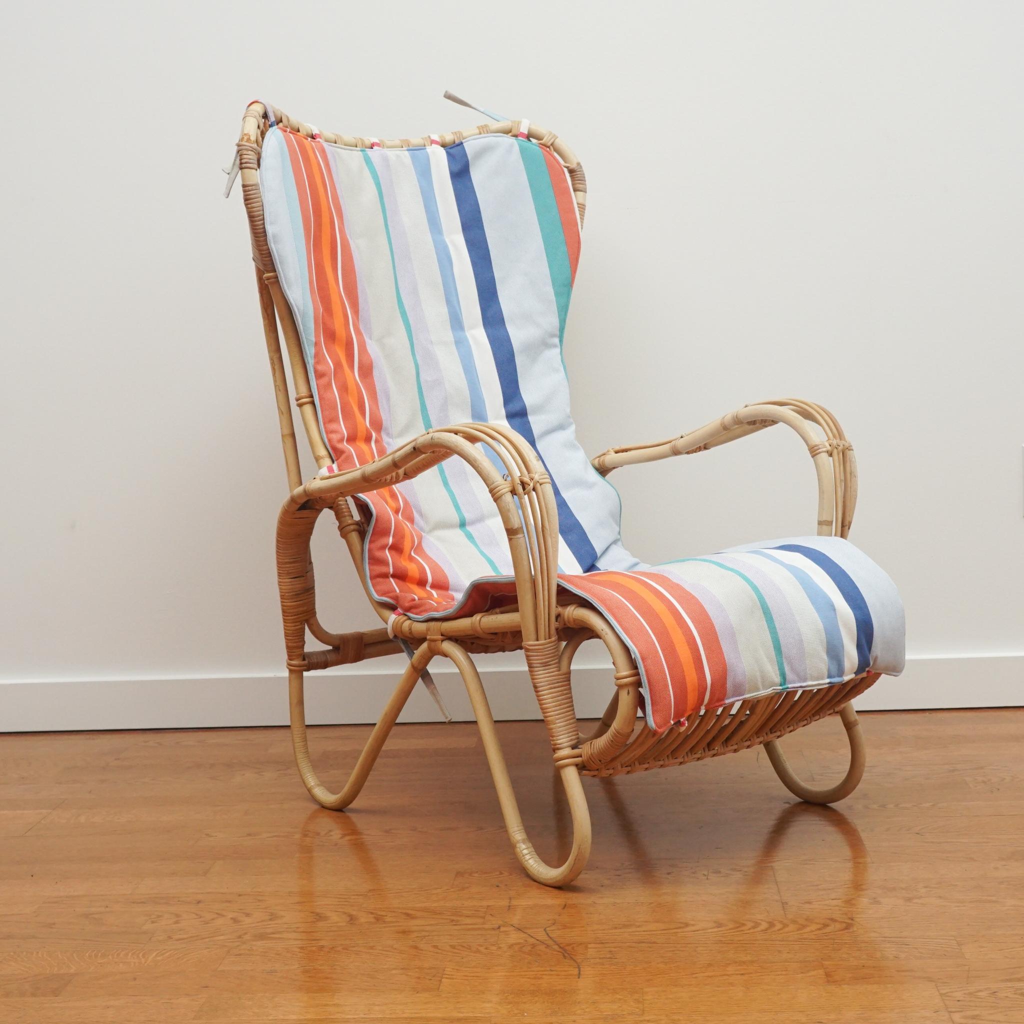 Danish Pair of Vintage Rattan Lounge Chairs For Sale