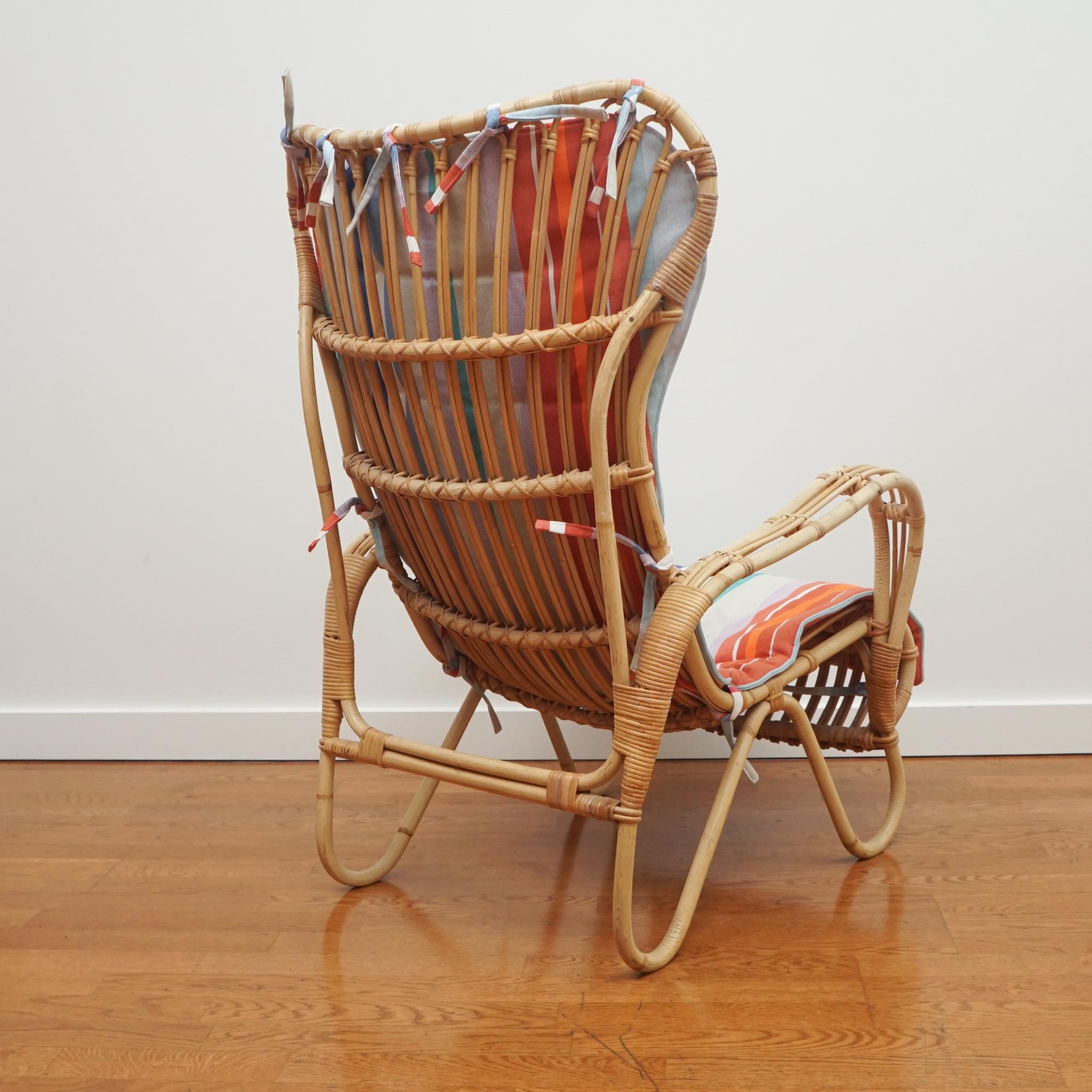 Woven Pair of Vintage Rattan Lounge Chairs For Sale