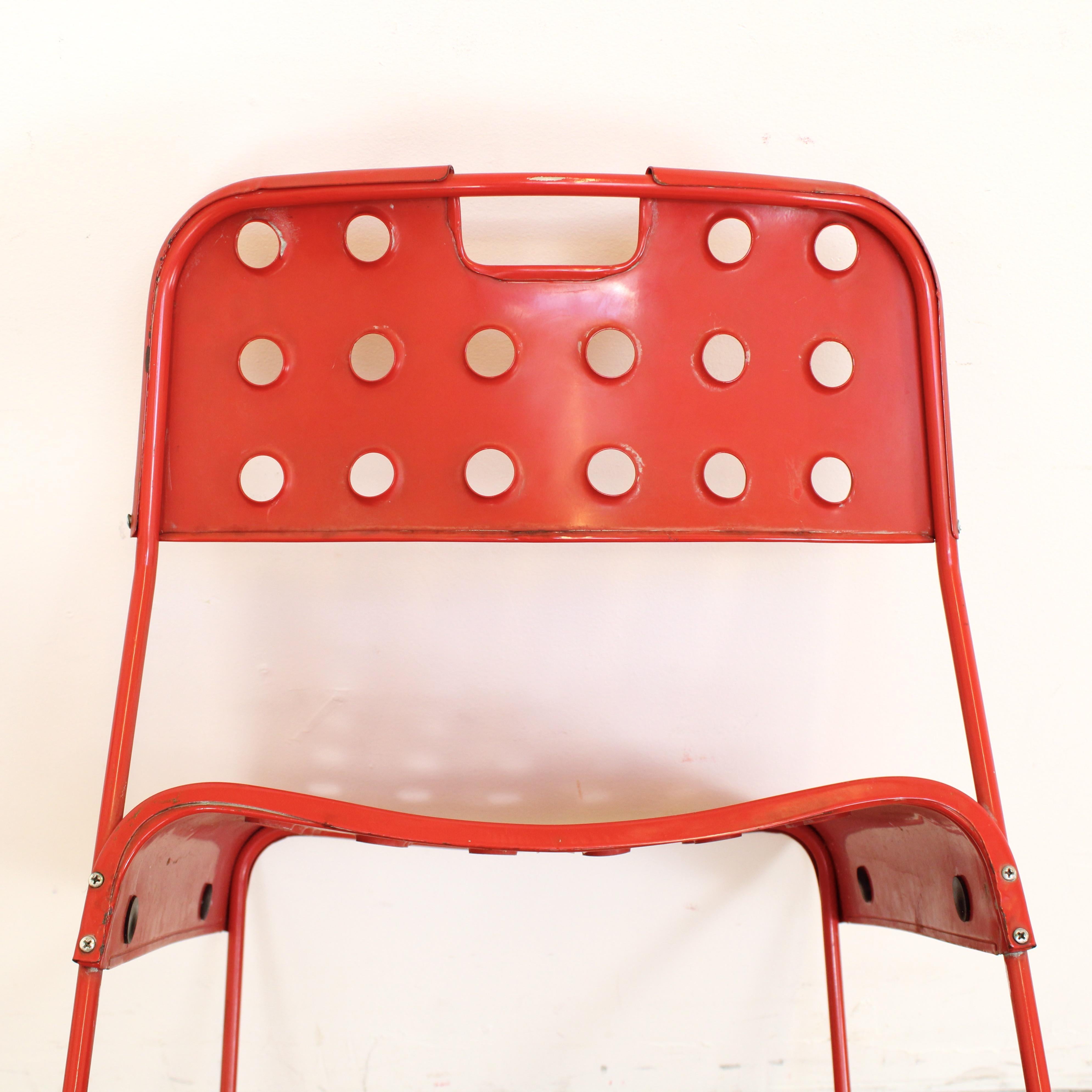 Paire de chaises Omkstak rouges vintage  en vente 3