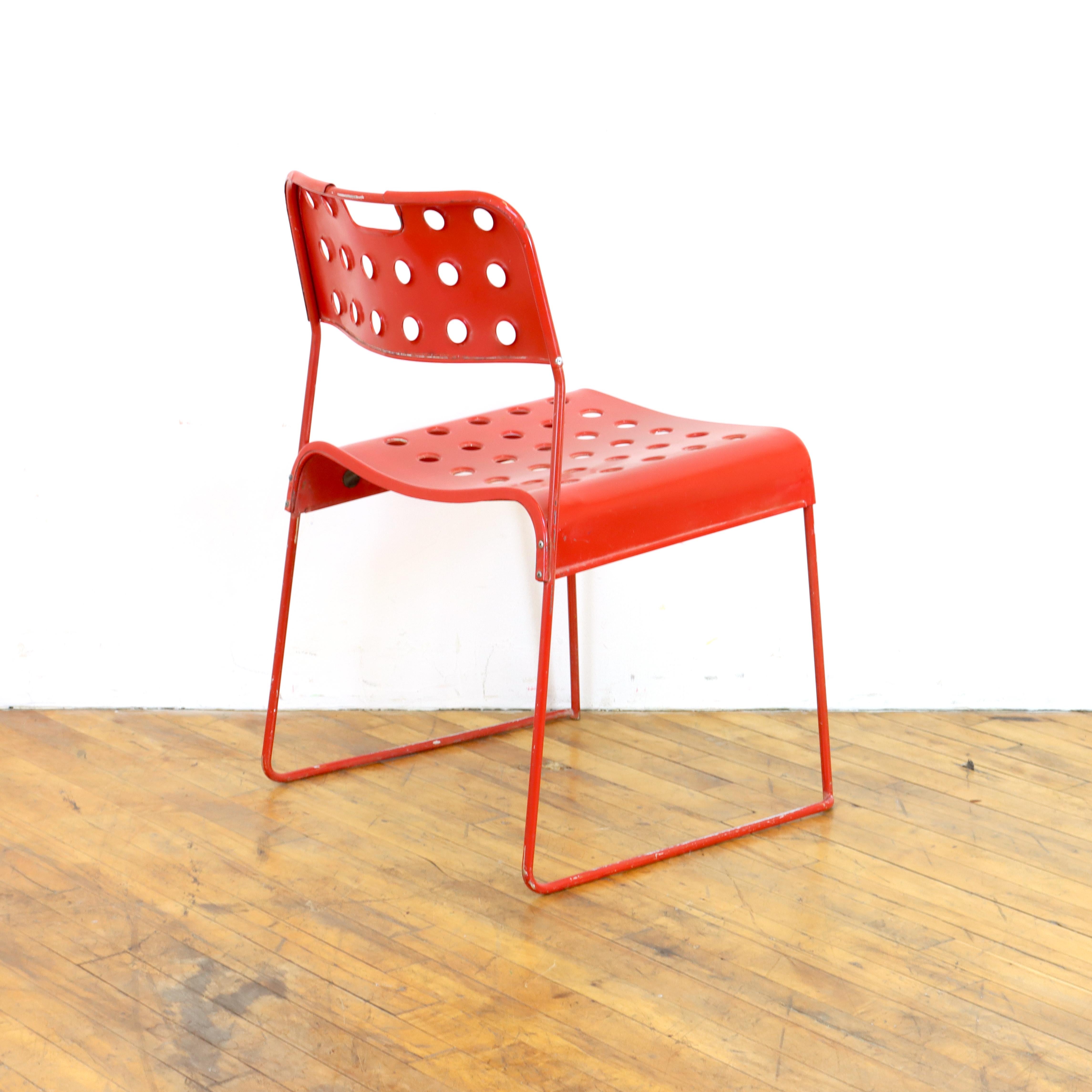Paar rote Vintage Omkstak-Stühle  im Zustand „Gut“ im Angebot in Oakland, CA