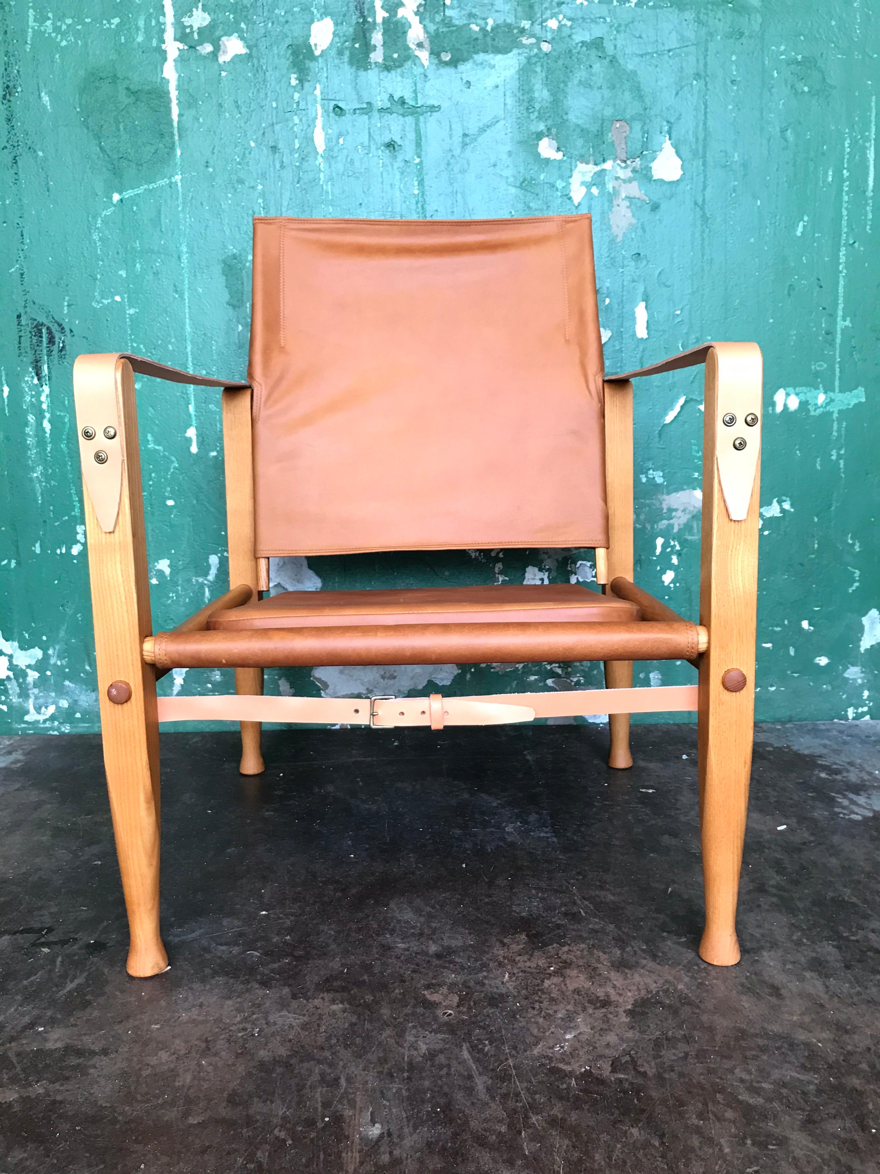 Leather Pair of Vintage Refurbished Kaare Klint Safari Lounge Chairs