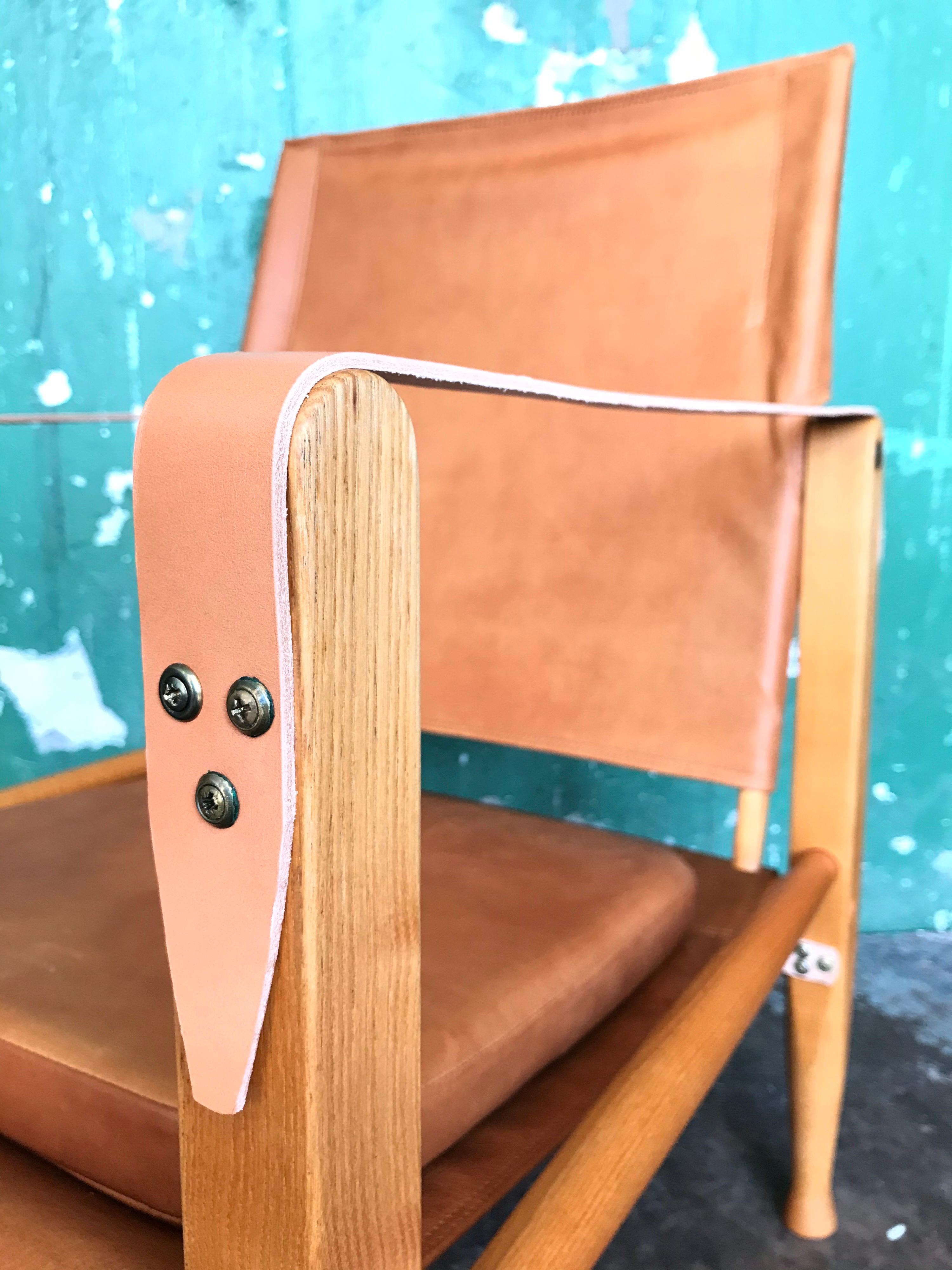 Pair of Vintage Refurbished Kaare Klint Safari Lounge Chairs 1