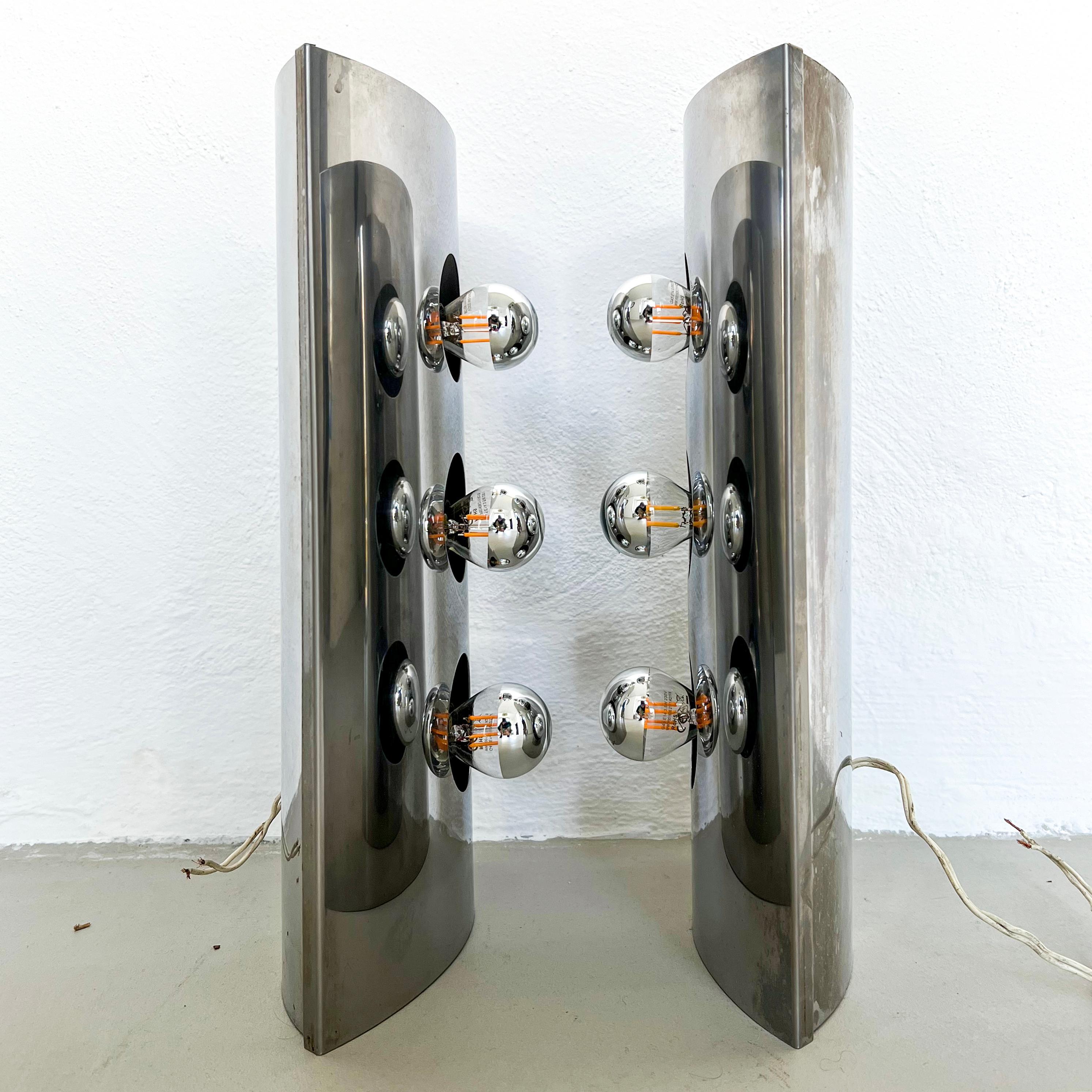Pair of Vintage Reggiani Sconces in Stainless Steel, Italian Space Age, 1960s For Sale 2