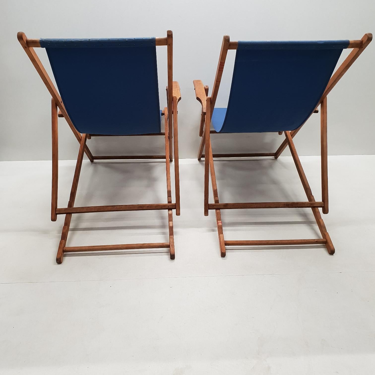 wooden beach chairs with arms