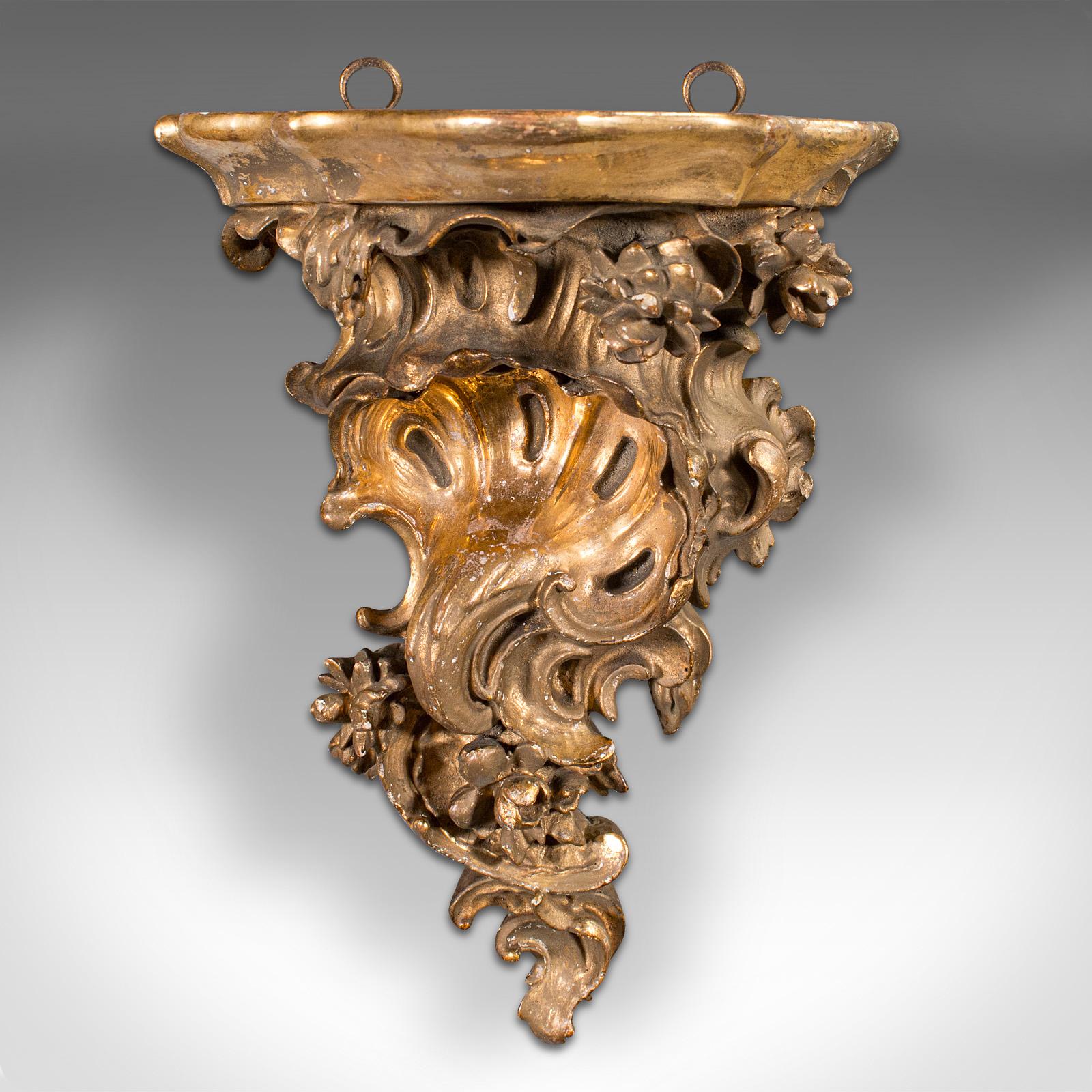 Par De Soportes De Adornos Vintage De Renacimiento Rococo, Francés, Madera Dorada, Candelabro siglo XX en venta