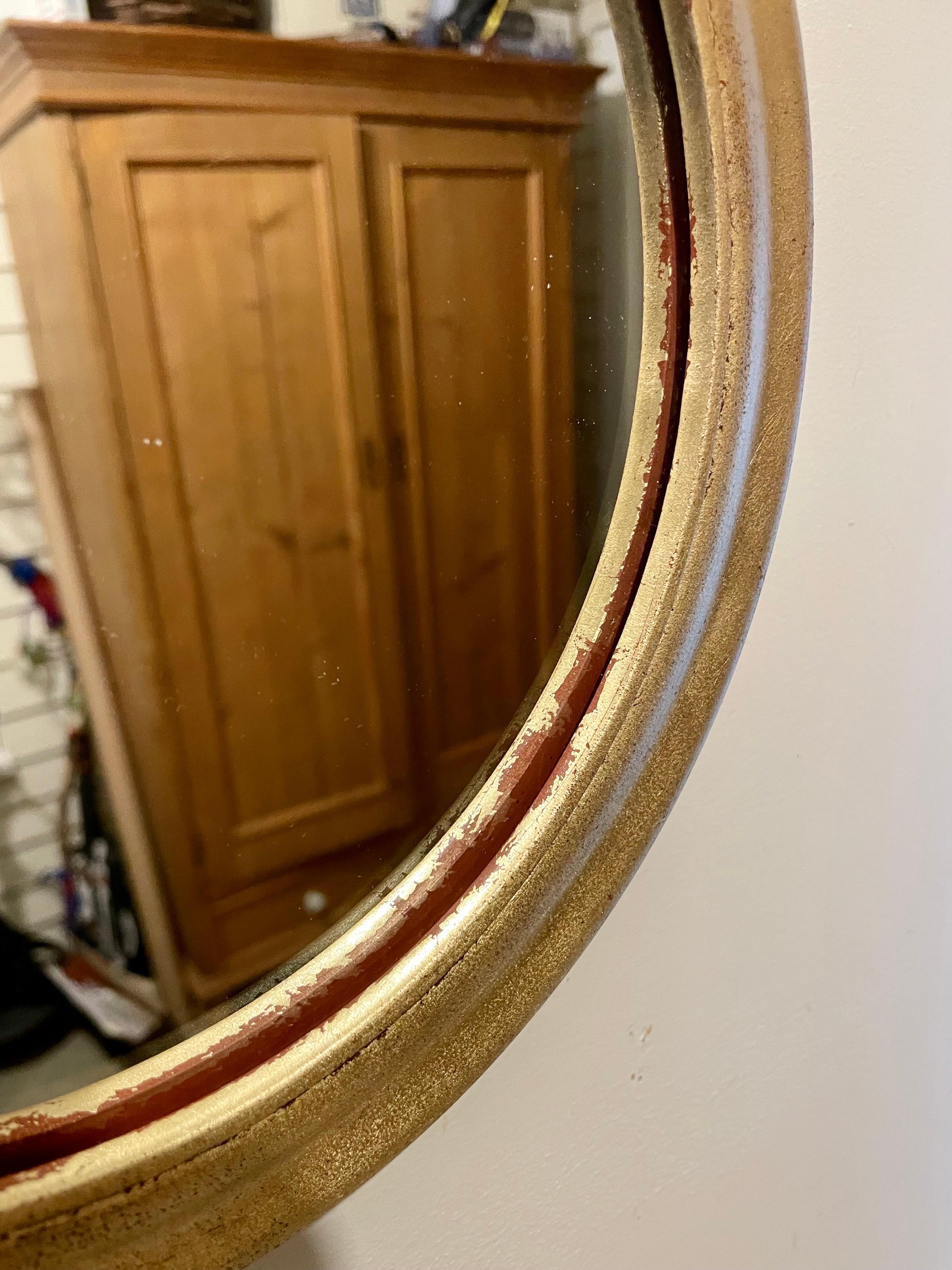 Paire de miroirs italiens ronds et dorés vintage en vente 3
