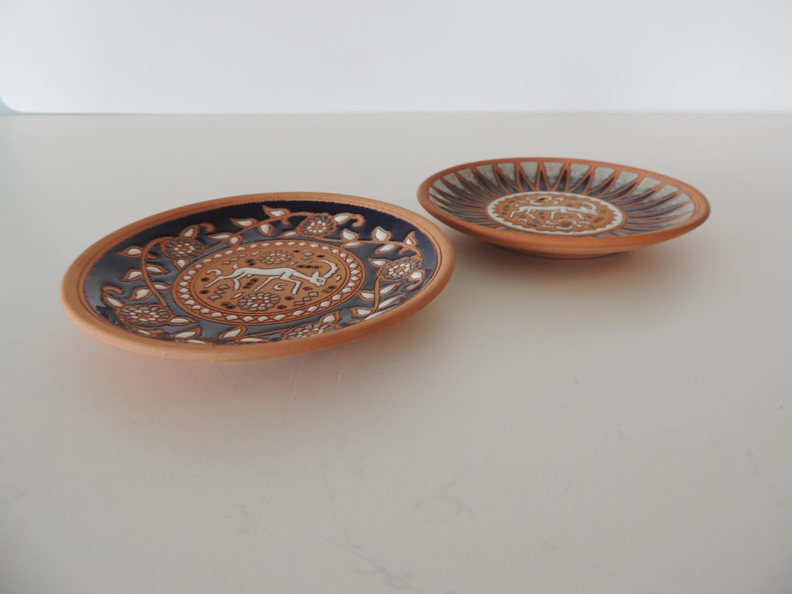 Late 20th Century Pair of Vintage Round Greek Small Decorative Dishes