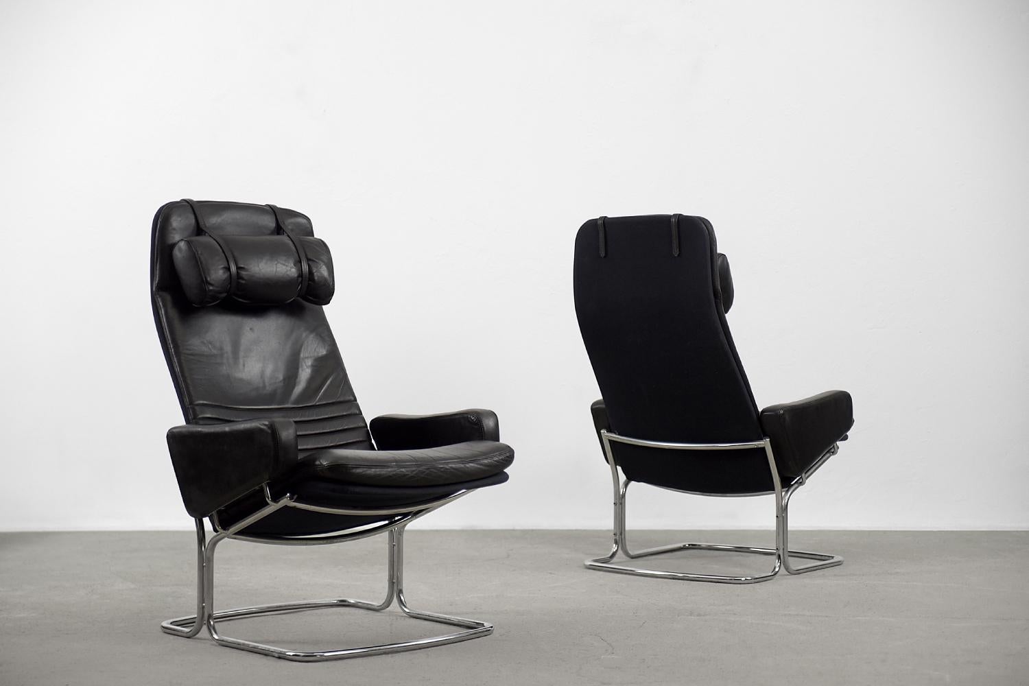 Pair of Vintage Scandinavian Modern Black Leather Armchairs from Ire Möbel AB For Sale 4