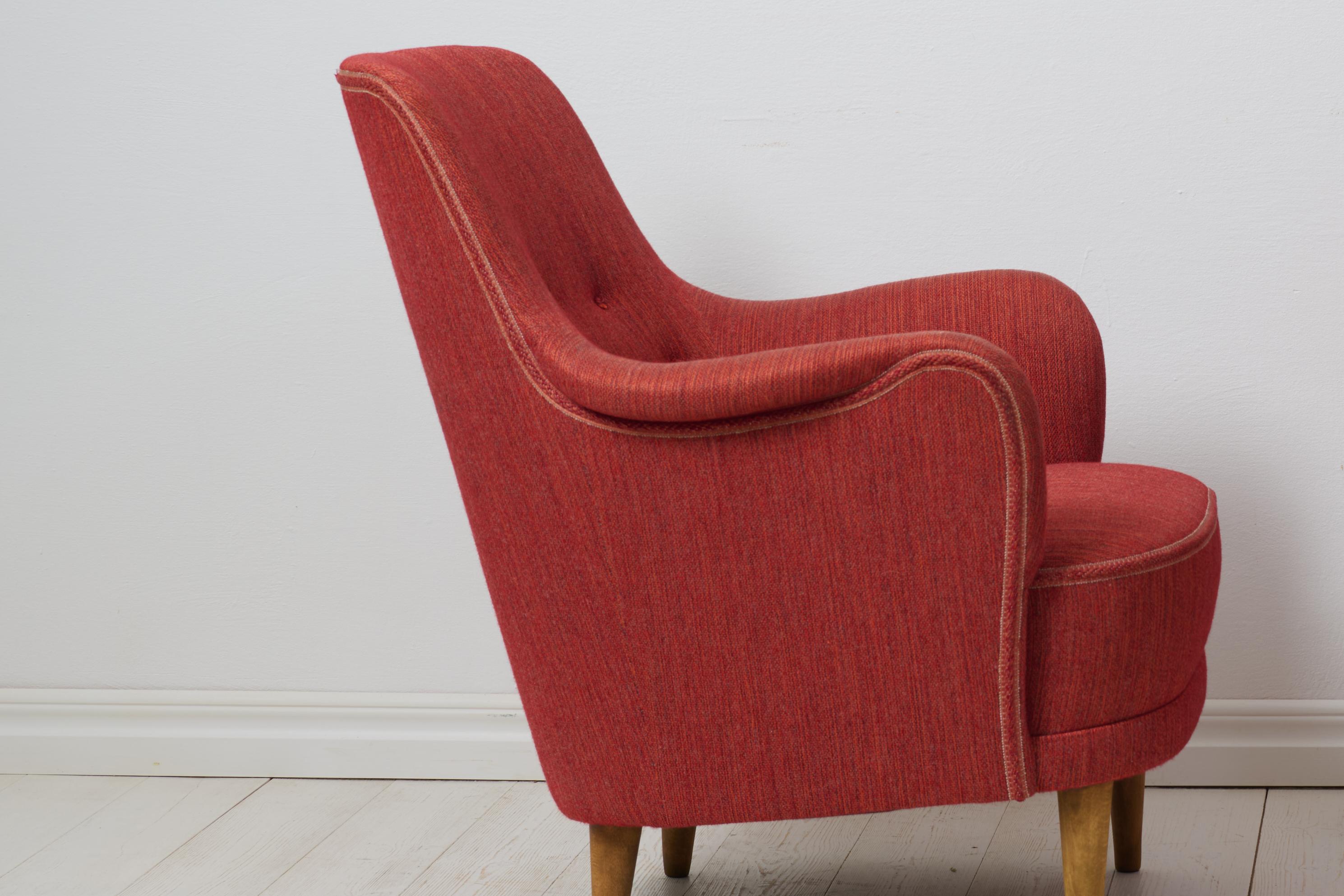 Paar skandinavisch-moderne Carl Malmsten Samsas Original-Sessel im Vintage-Stil  (Stoff) im Angebot