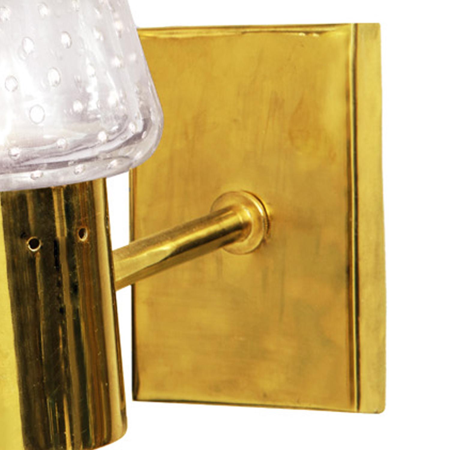 Hand-Crafted Angelo Seguso Pair of Bullicante Glass and Brass Sconces, 1970s