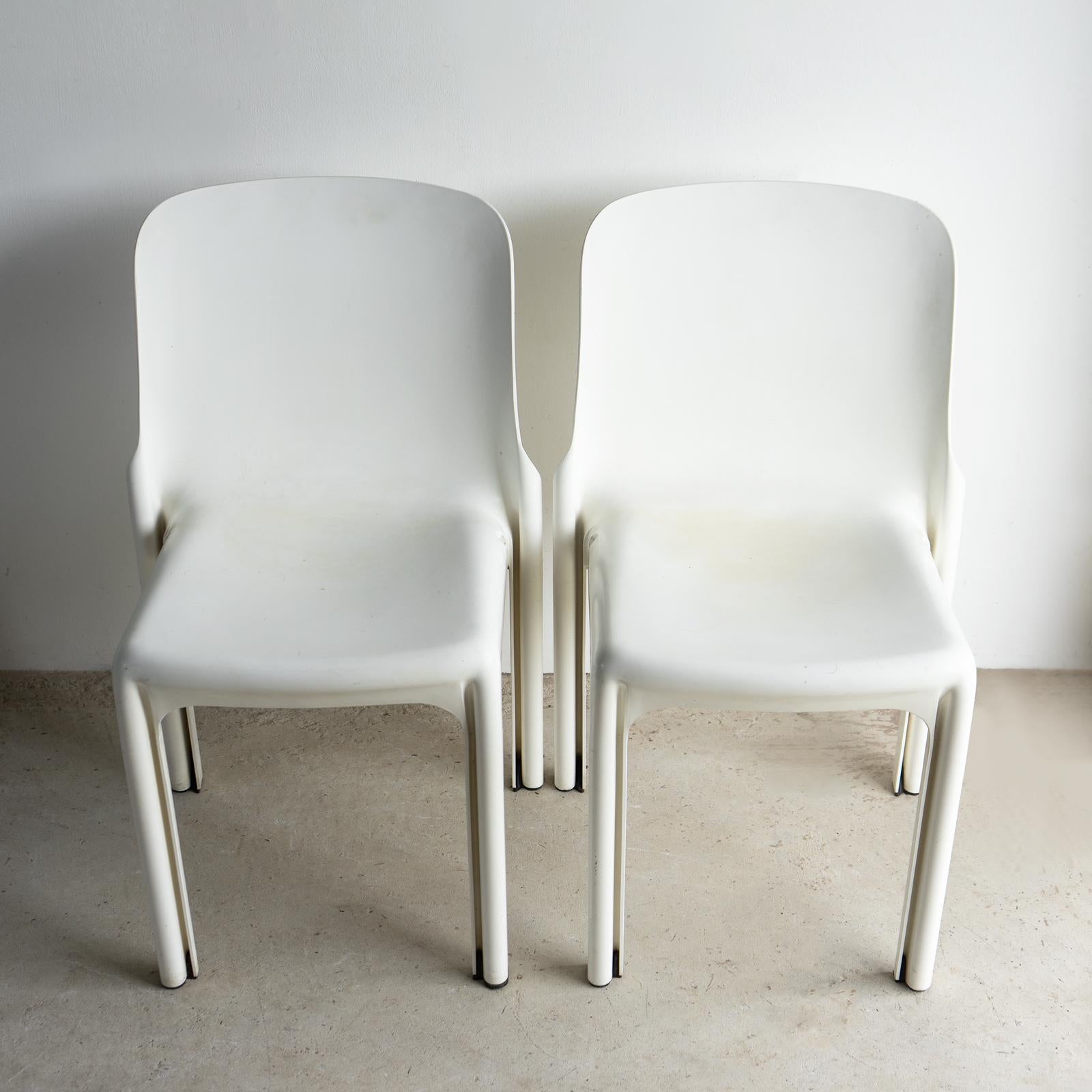 Paar Vintage Selene Stühle von Vico Magistretti für Artemide, 1960er/1970er Jahre im Angebot 3