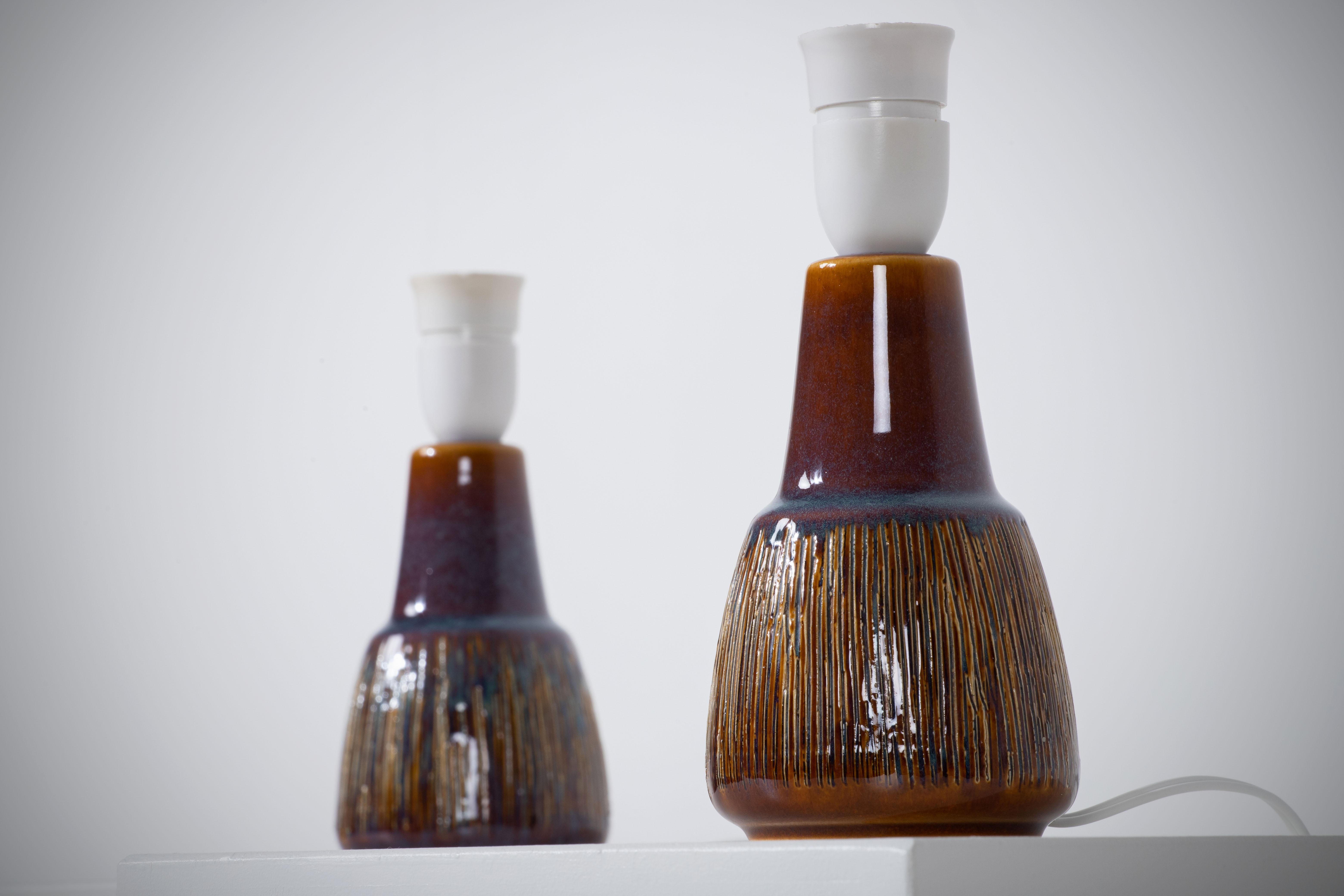 Paar Vintage Søholm Tischlampen, entworfen von Svend Aage Jensen (Keramik) im Angebot