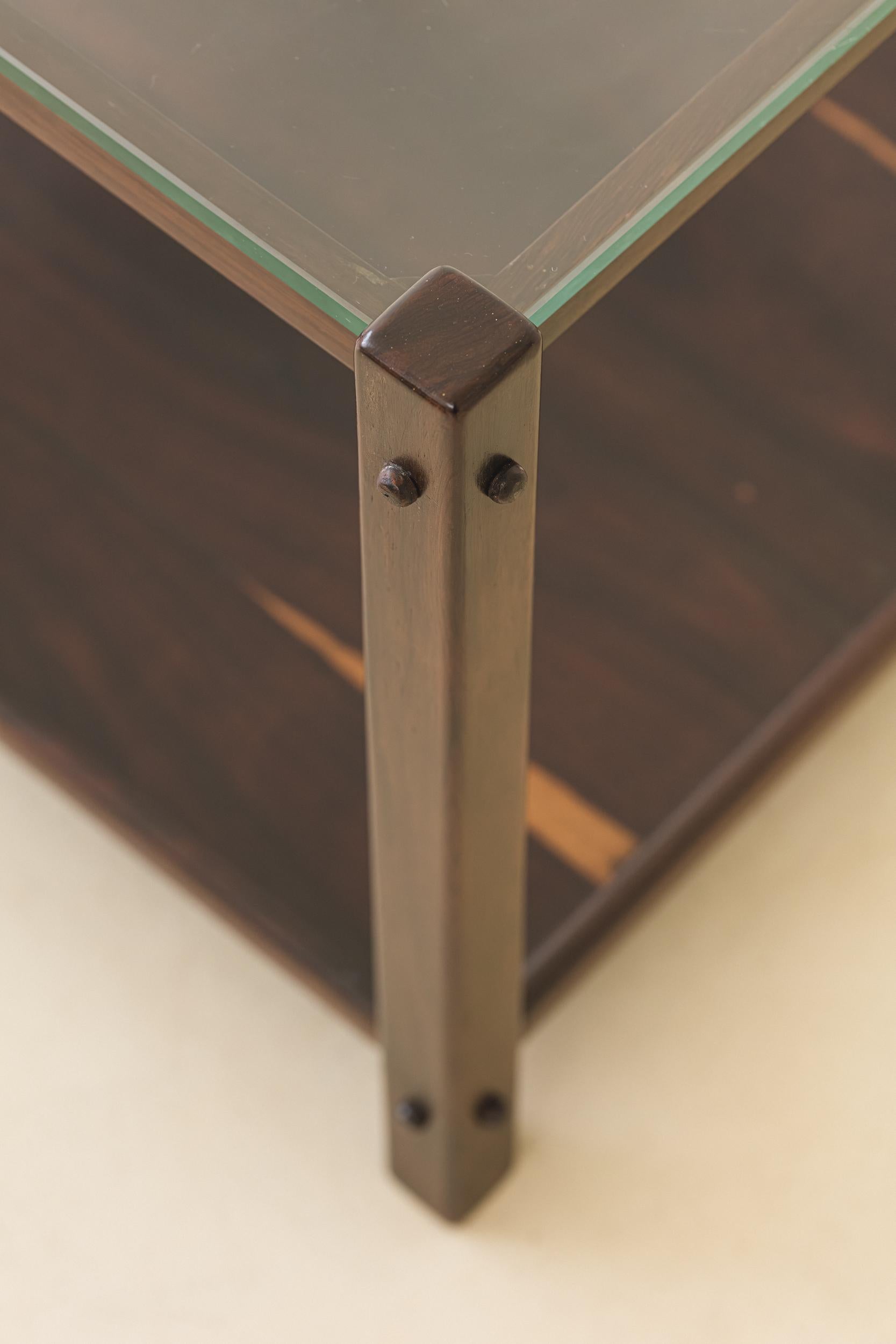 Paar Vintage-Beistelltische, Design von unbekanntem Künstler, Brasilien, 1960er Jahre im Angebot 2
