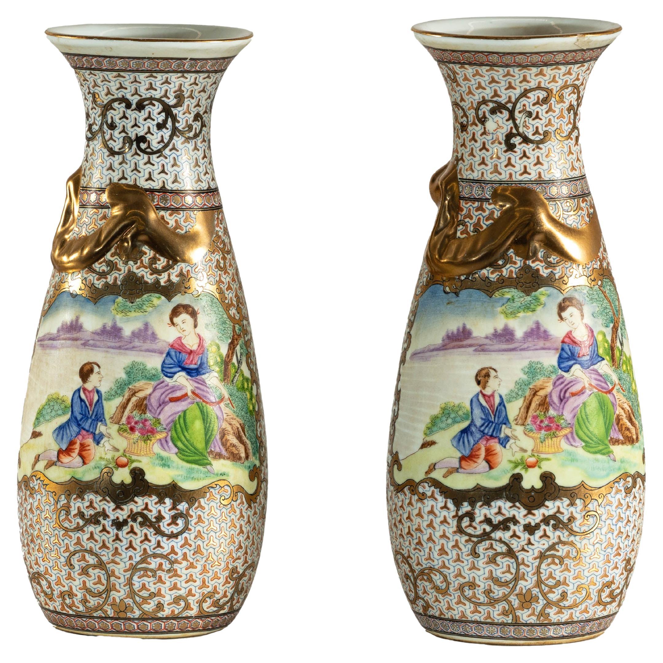 Kleine Vintage-Porzellanvasen mit handbemalten pastoralen Szenen, Paar