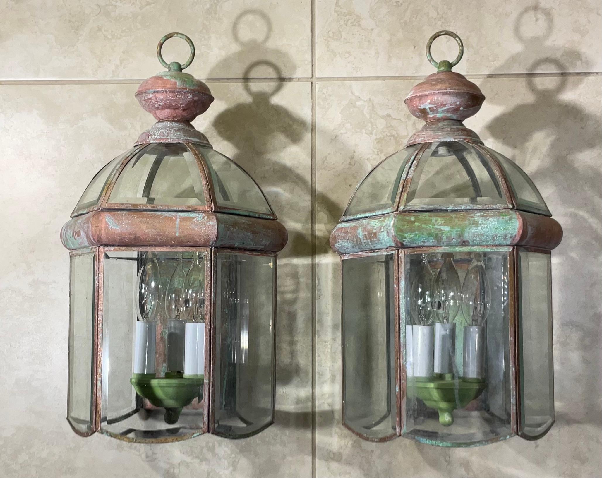 Hand-Crafted Pair of Vintage Solid Brass Beveled Glass Dome Wall Lantern For Sale