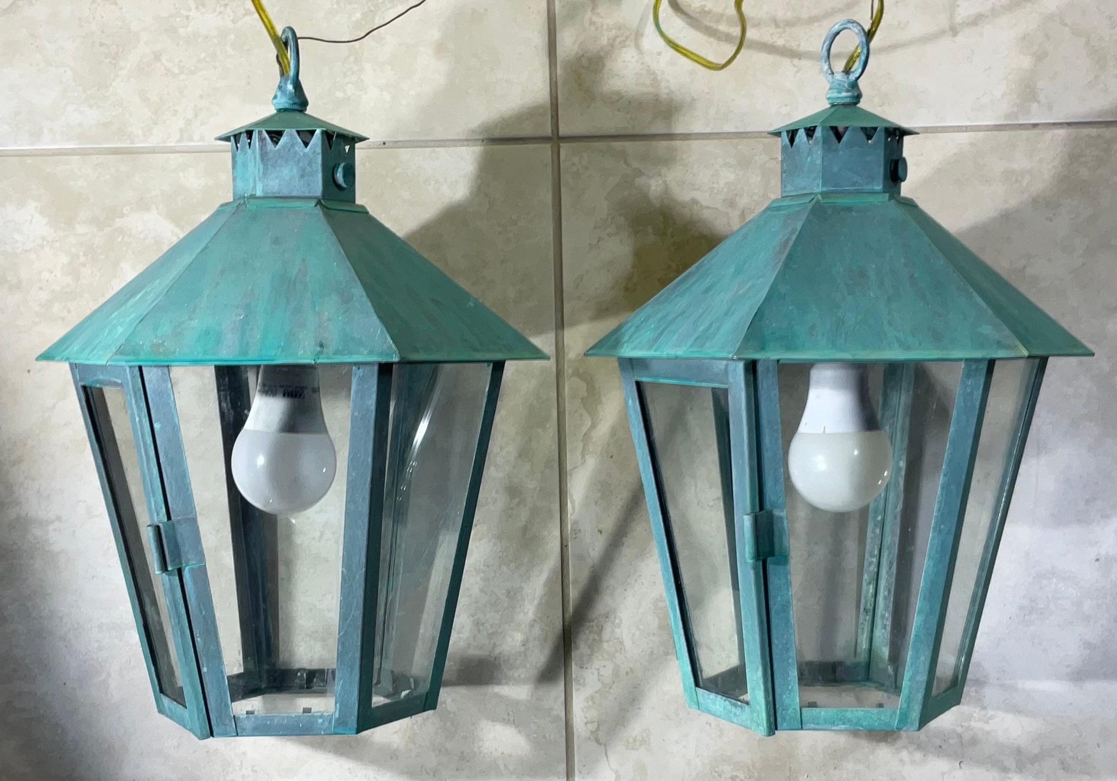 pair of vintage solid brass hanging lanterns For Sale 3