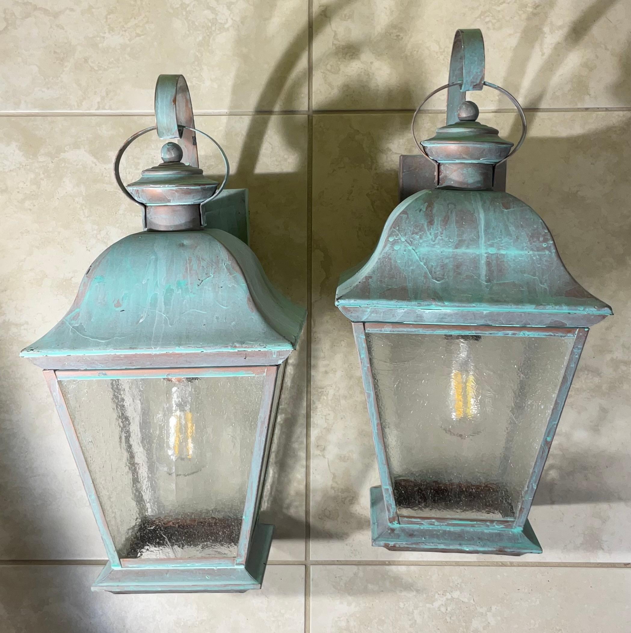Pair of vintage Solid Brass Lanterns - Timeless Elegance for Your Home For Sale 5