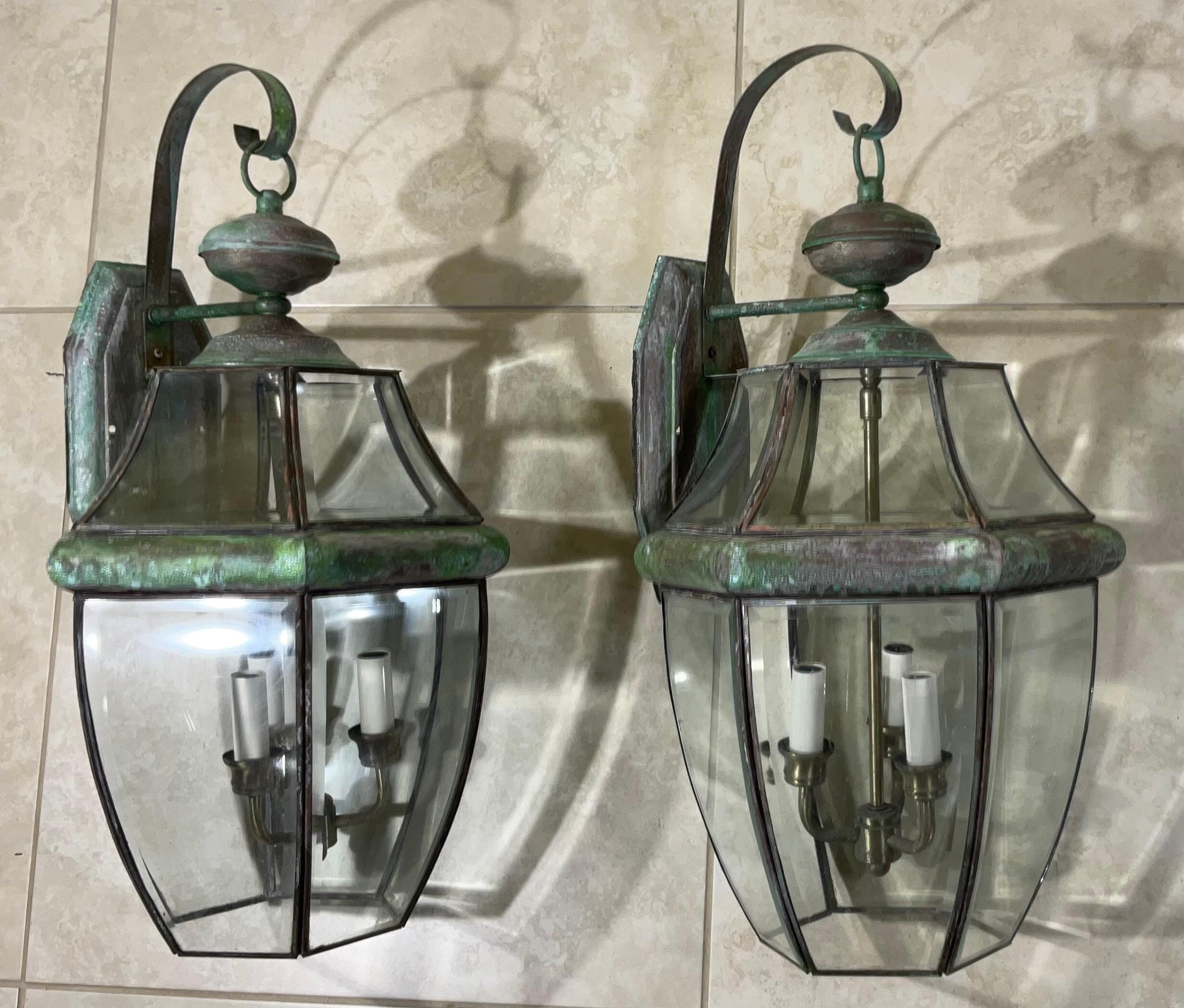 Pair of Vintage Solid Brass Wall Lantern For Sale 4