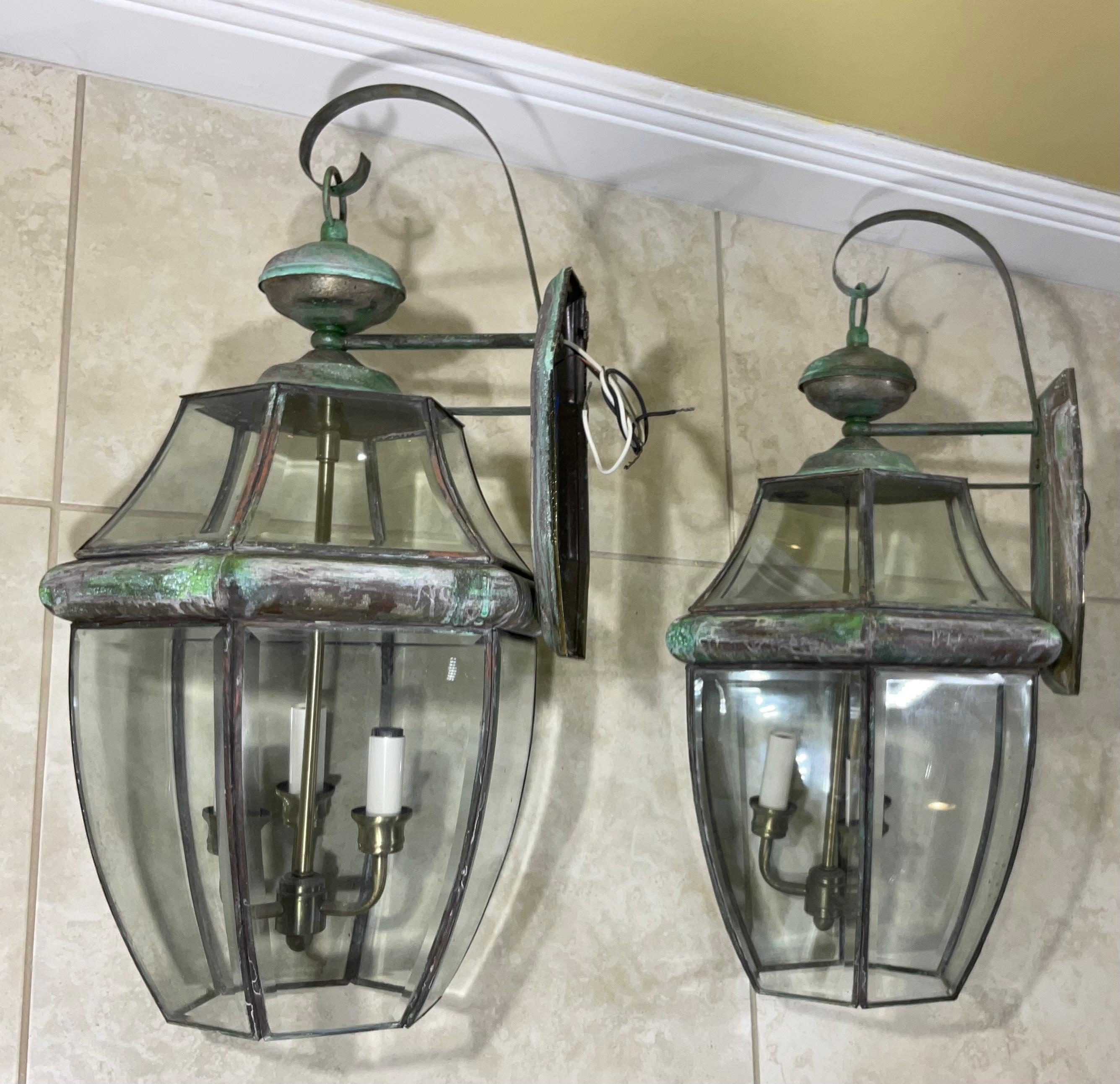Pair of Vintage Solid Brass Wall Lantern For Sale 2