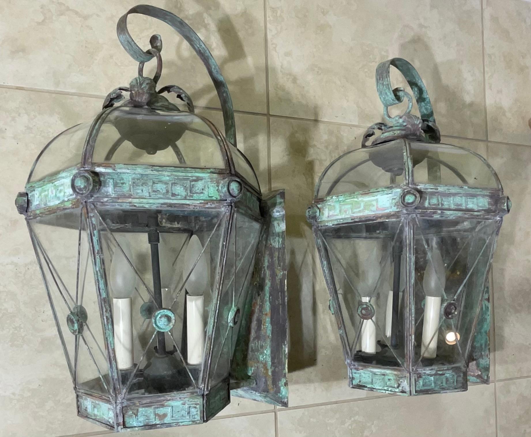 Pair of Vintage Solid Brass Wall Lantern For Sale 3