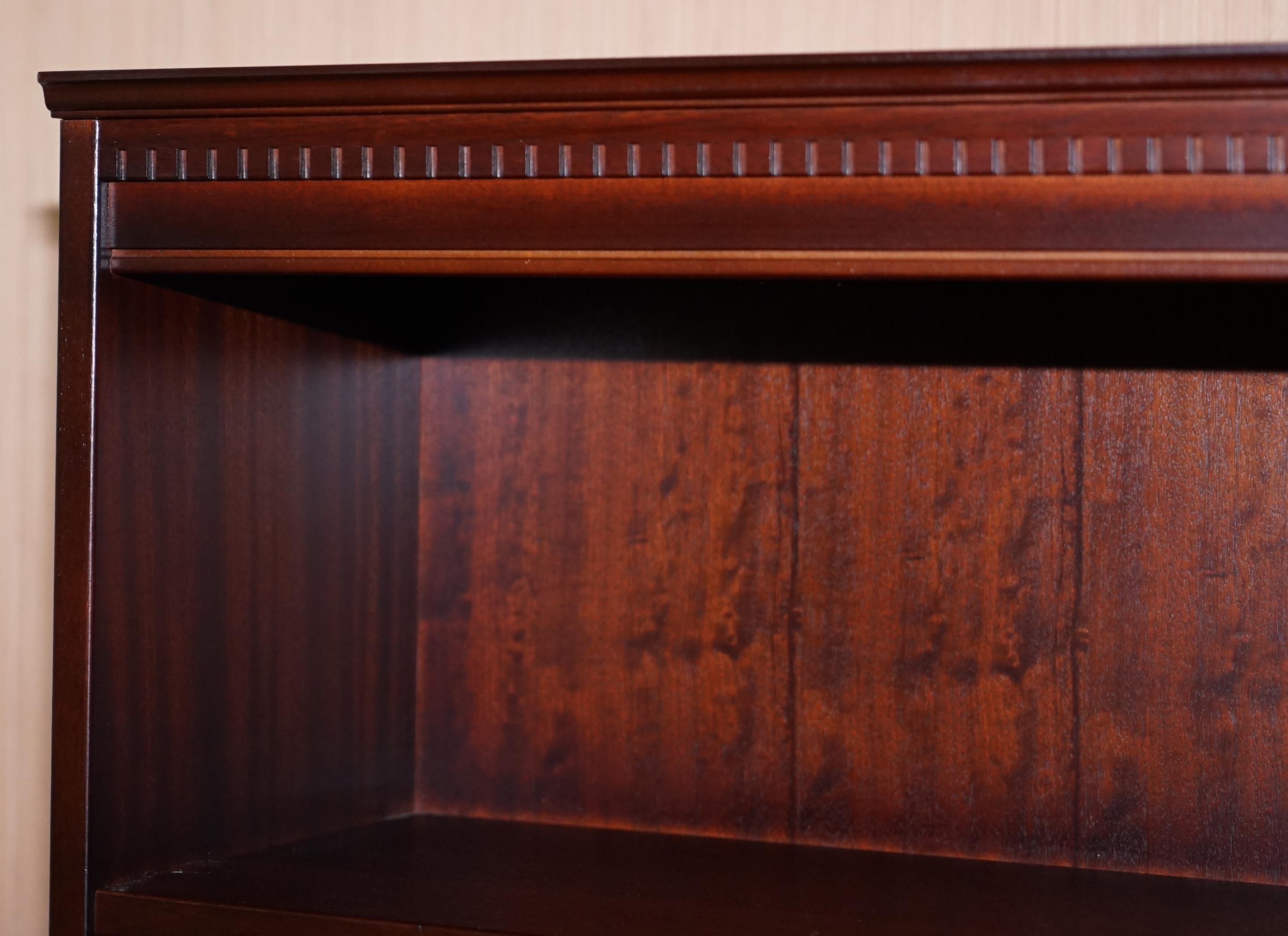Hand-Crafted Pair of Vintage Solid Mahogany Beresford & Hicks Library Bookcases Adjustable