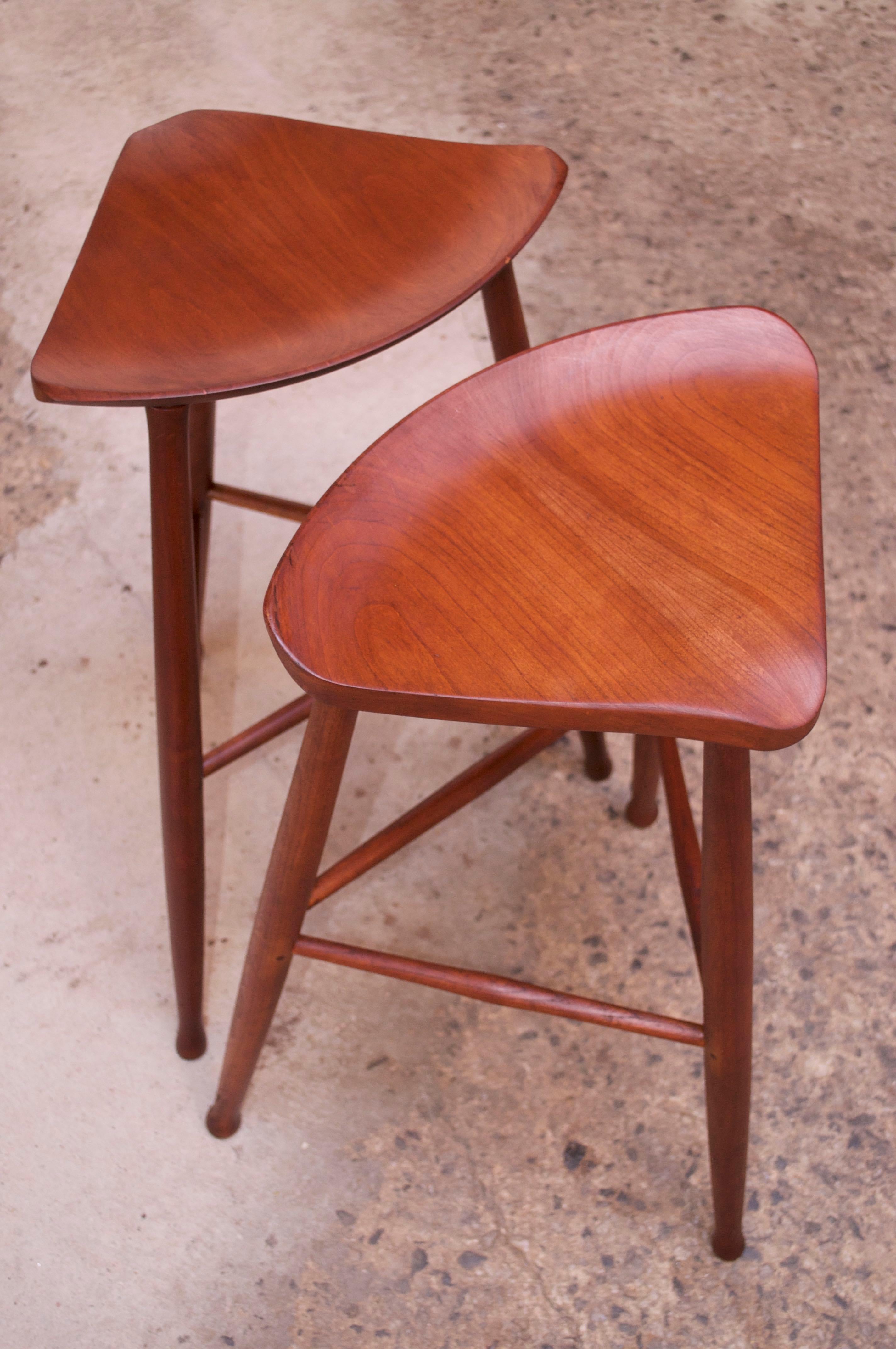 Pair of Vintage Solid Walnut Studio Craft Bar Stools by David Scott In Good Condition For Sale In Brooklyn, NY