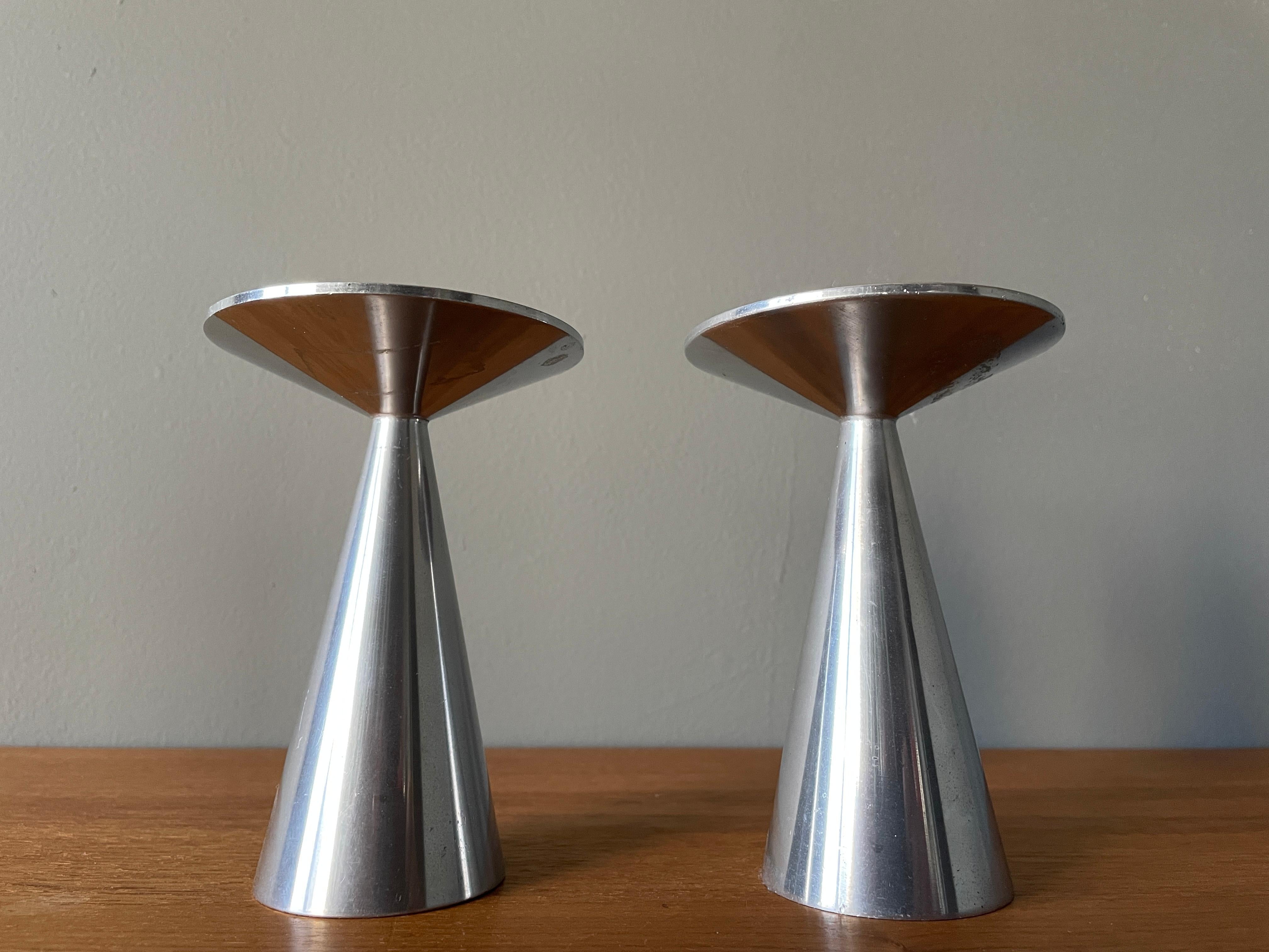 Pair of Vintage Spun Aluminum Candle Holders In Good Condition In Costa Mesa, CA