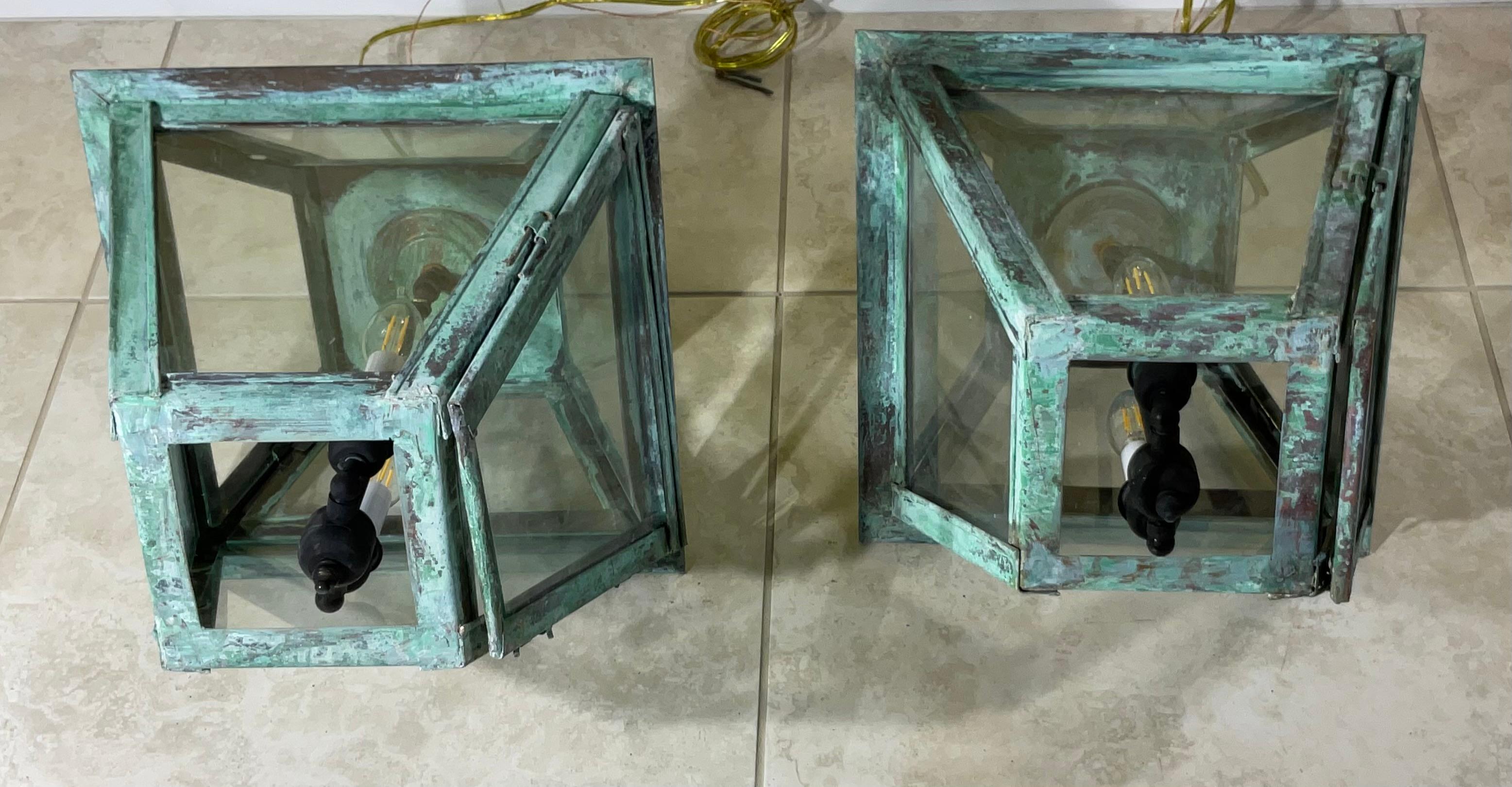 Pareja De Faroles Colgantes Cuadrados De Cobre Artesanales Vintage en venta 4