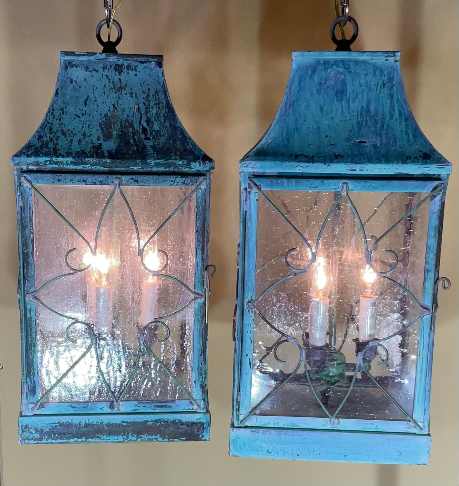 American Pair Of Vintage Square Handcrafted Copper Hanging Lanterns For Sale